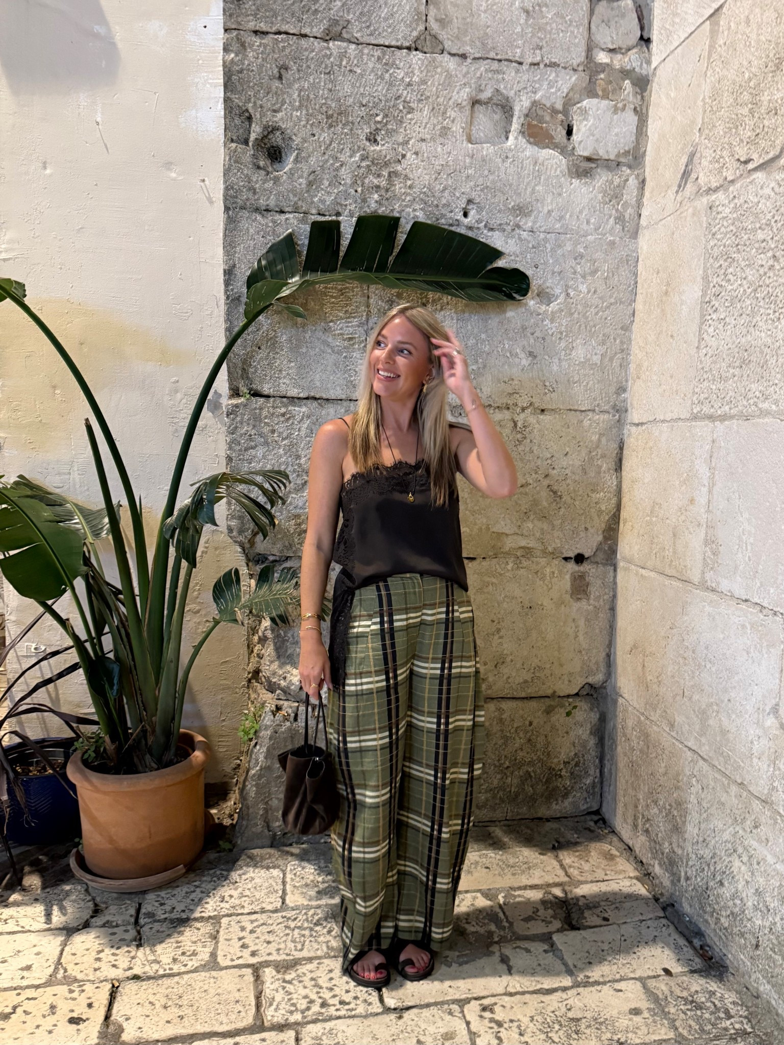 Autumn tones coming through 

#LTKeurope #LTKfamily #LTKautumn