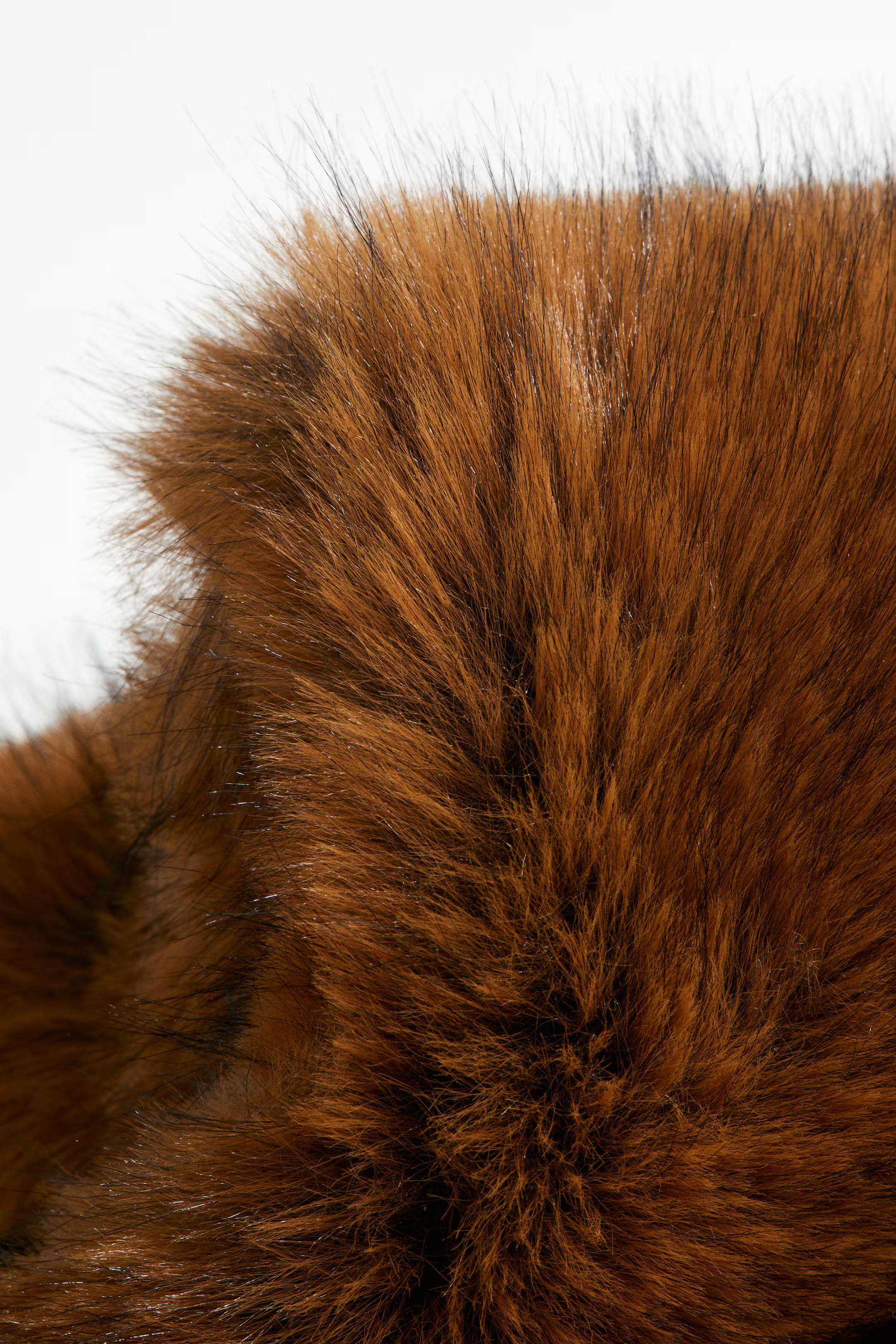 A/W 2025Fluffy scarfSave to favourites£37.99Colour:BrownSelected size: 170X28Size guideAddAddFin... | H&M (UK, MY, IN, SG, PH, TW, HK)