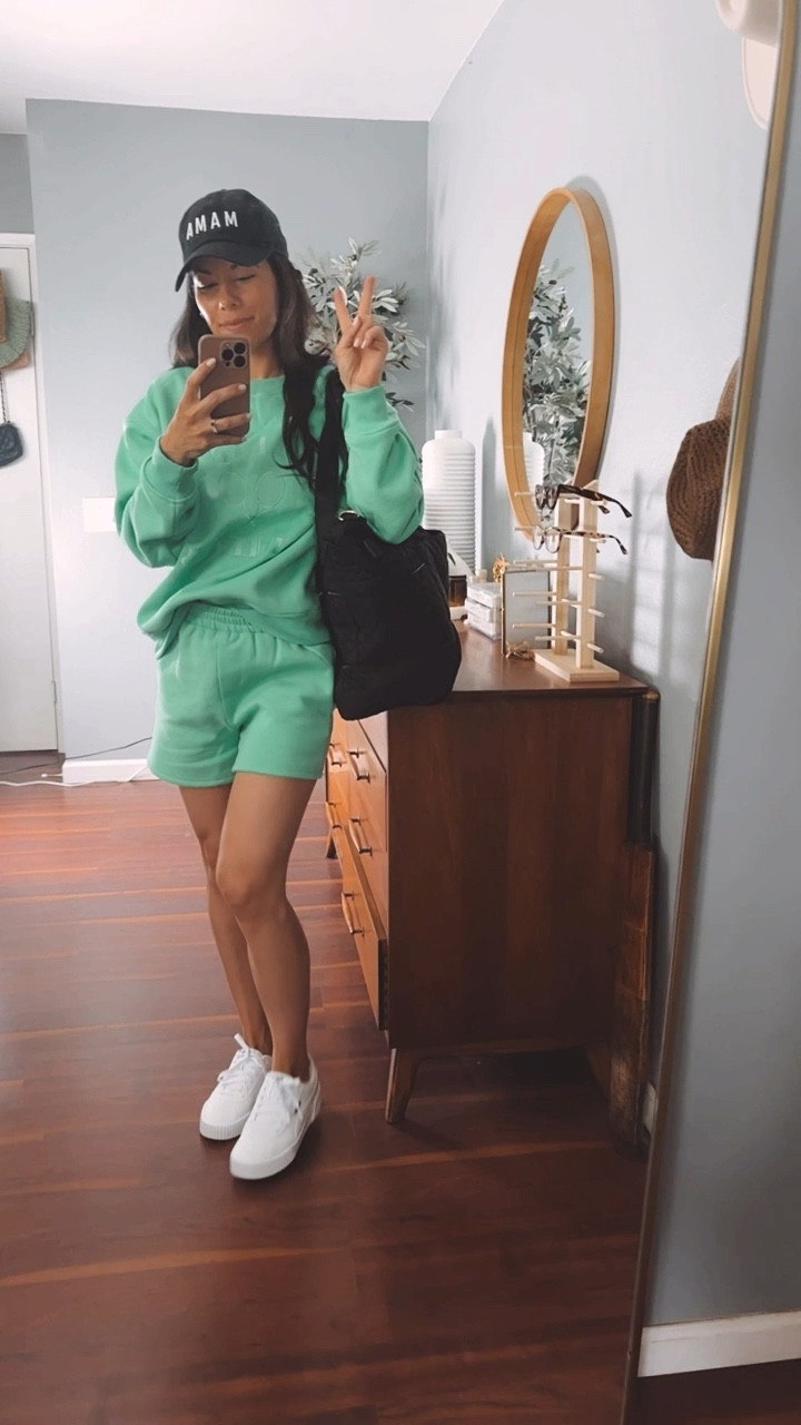 The comfiest airport outfit for your next trip 😍 #viciambassador Enter code: therese_inspires20 at checkout for 20% off 🫶🏼

#LTKFind #LTKtravel #LTKSeasonal