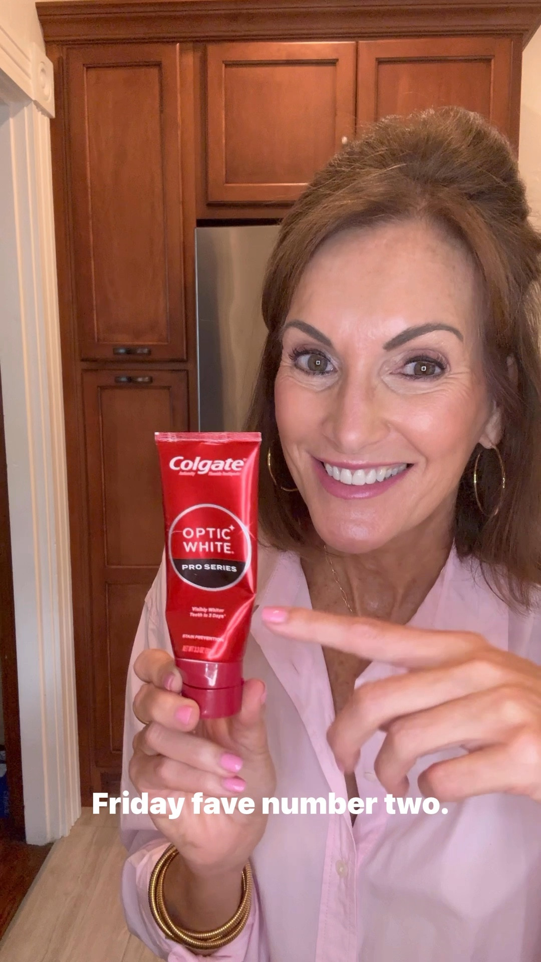 My favorite toothpaste! 

My friends ask what kind of whitening treatment I use and I don’t use one! Just this whitening toothpaste! 

I also linked my favorite electric toothbrush! 

#LTKVideo