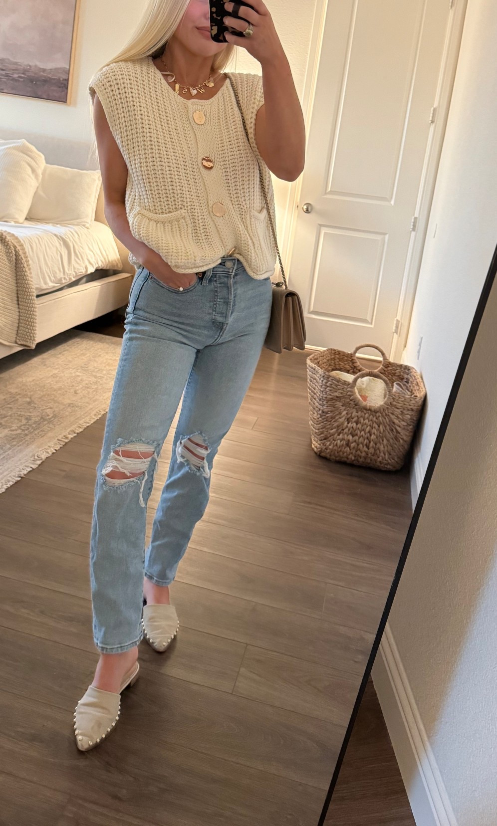 A good pair of jeans can be the start of a great outfit 🫶🏼

#LTKStyleTip