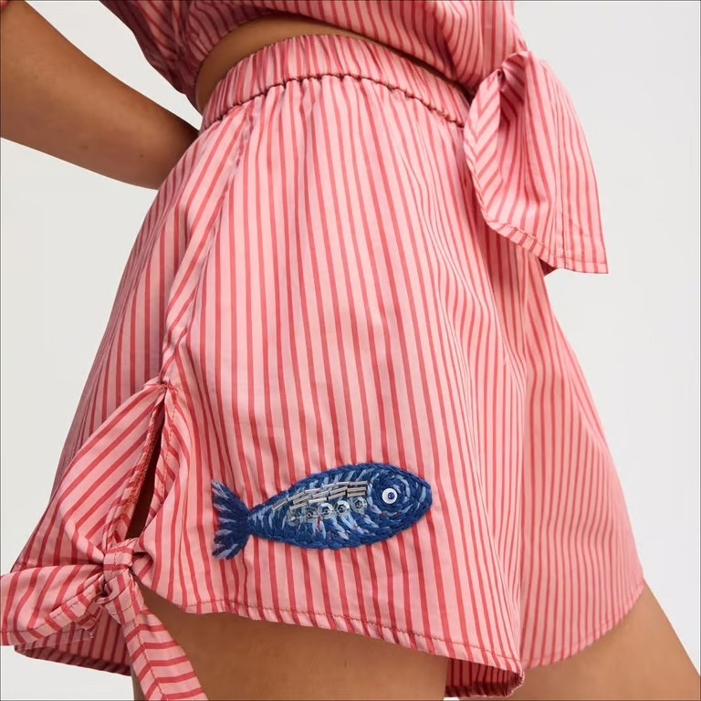 Sam Edelman does more than shoes. These shorts are so cute