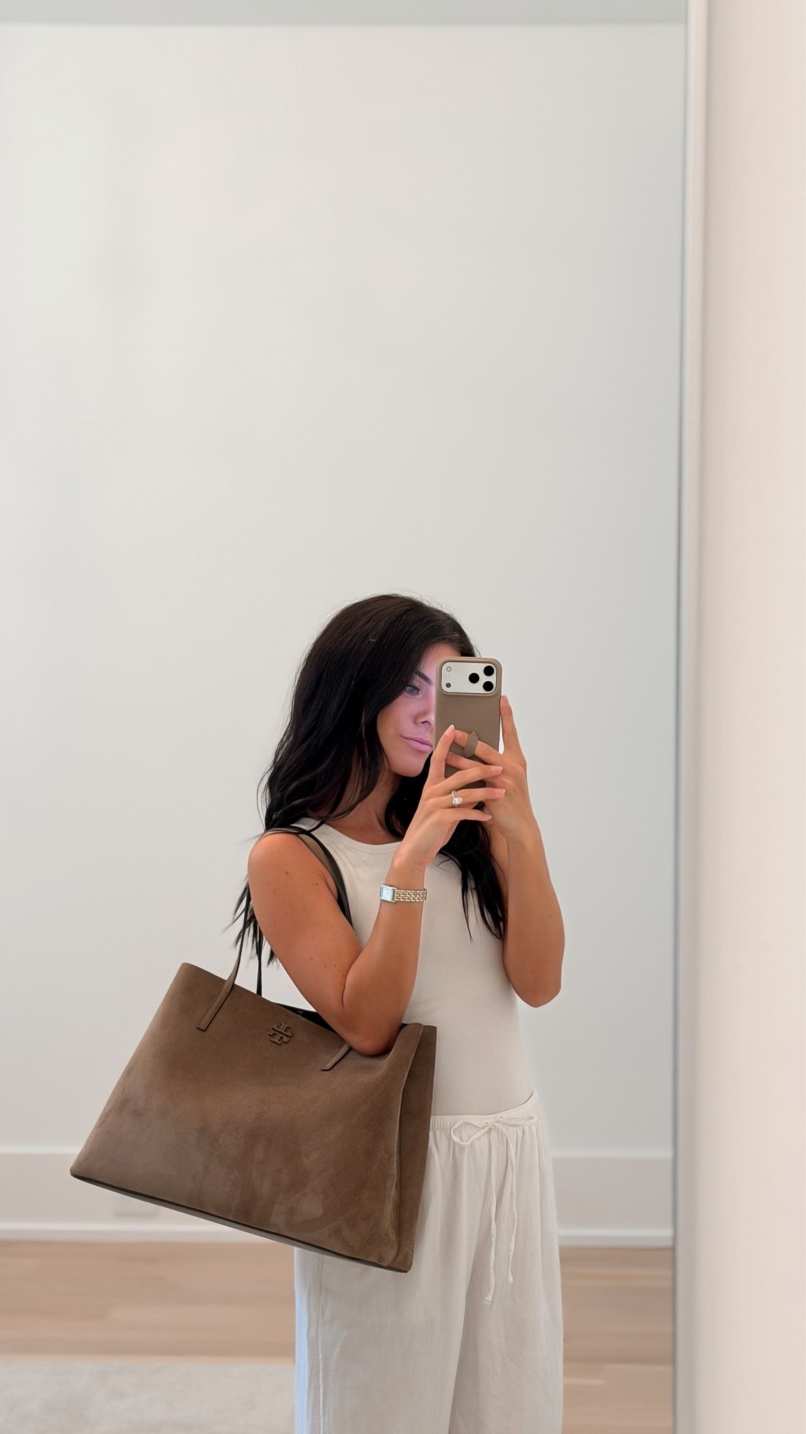 Fall tote bag

#LTKmomlife #LTKTravel #LTKWorkwear