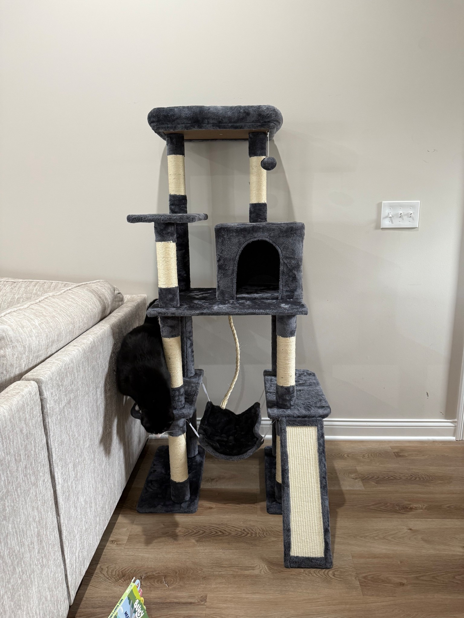 Huge cat tower for cats for Christmas on sale for $50🤭

#LTKHoliday #LTKCyberWeek