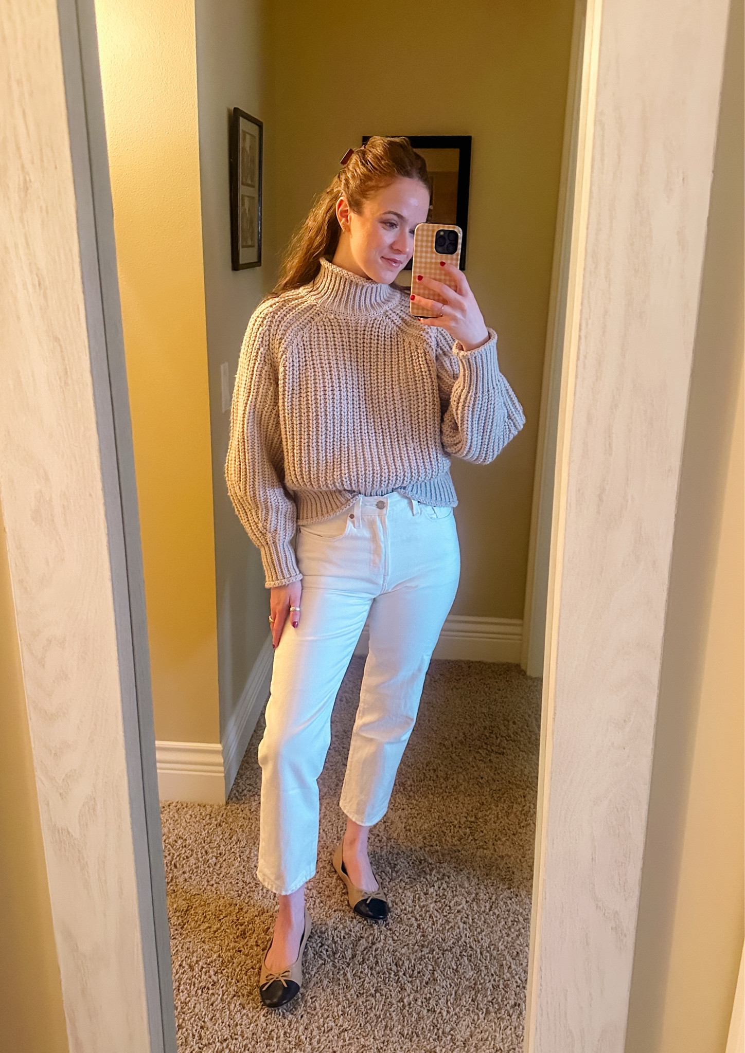 OOTD for lunch out with my parents!! It’s so chilly in Wisconsin…had to bring my heaviest sweaters!! 

#LTKTravel