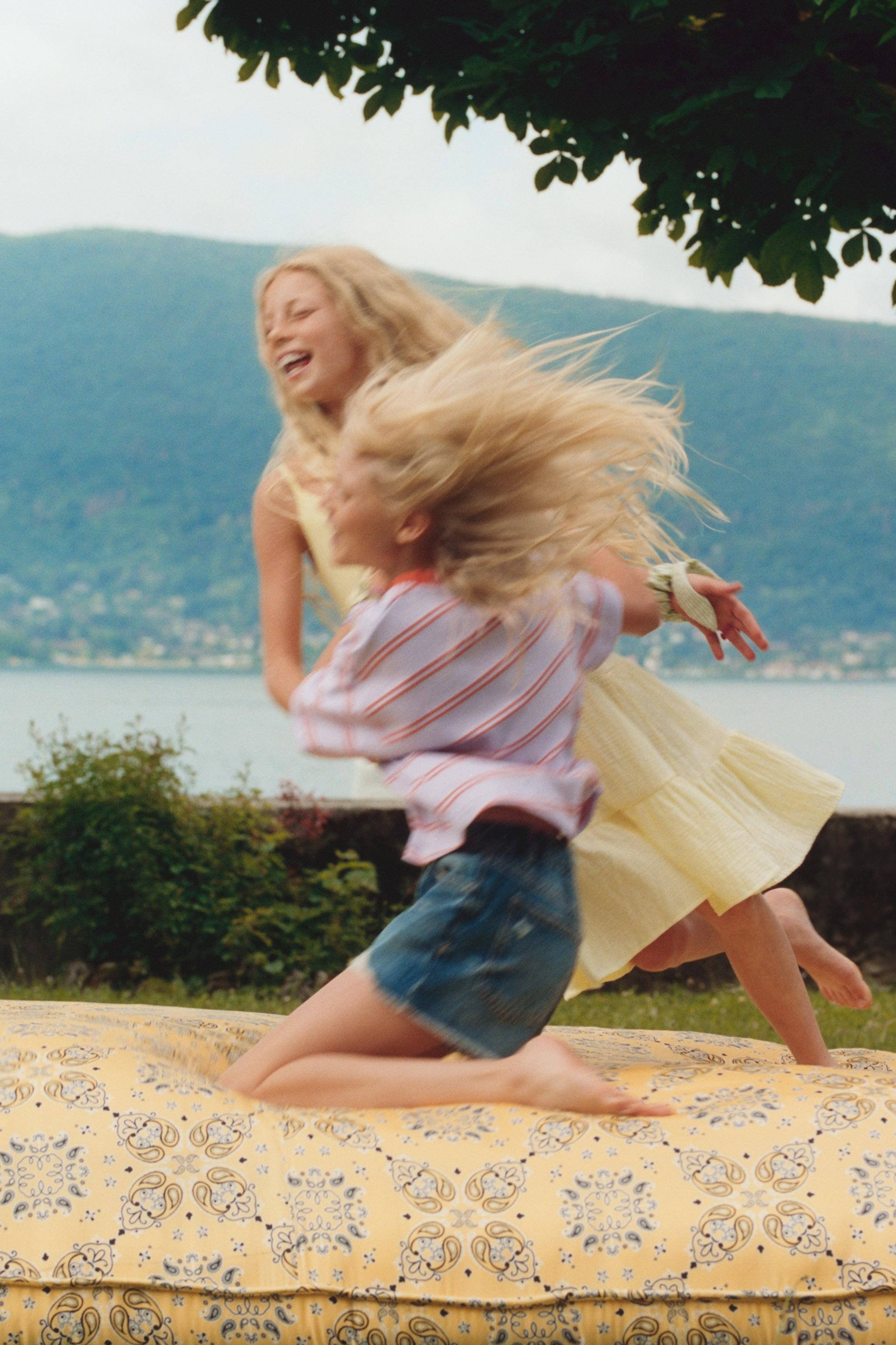 STRIPED AND TEXT T-SHIRT | Zara US