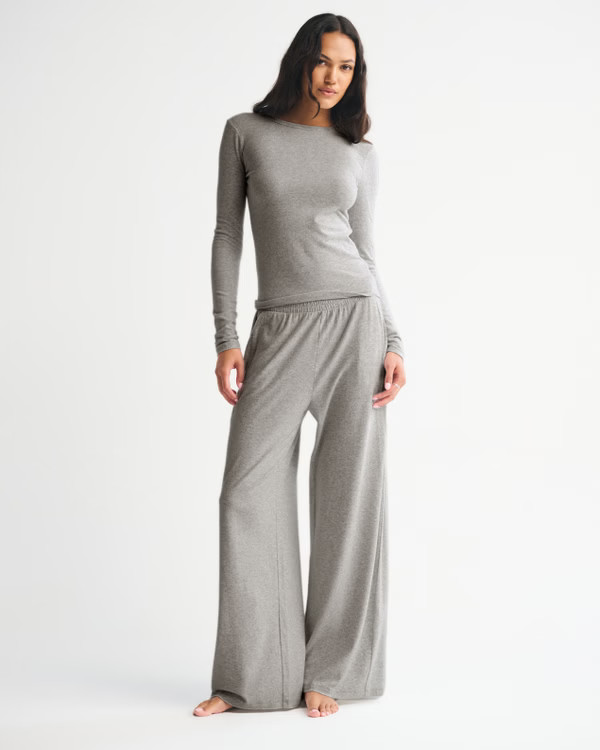 Long-Sleeve Cozy Lounge Knit Tee | Abercrombie & Fitch (UK)