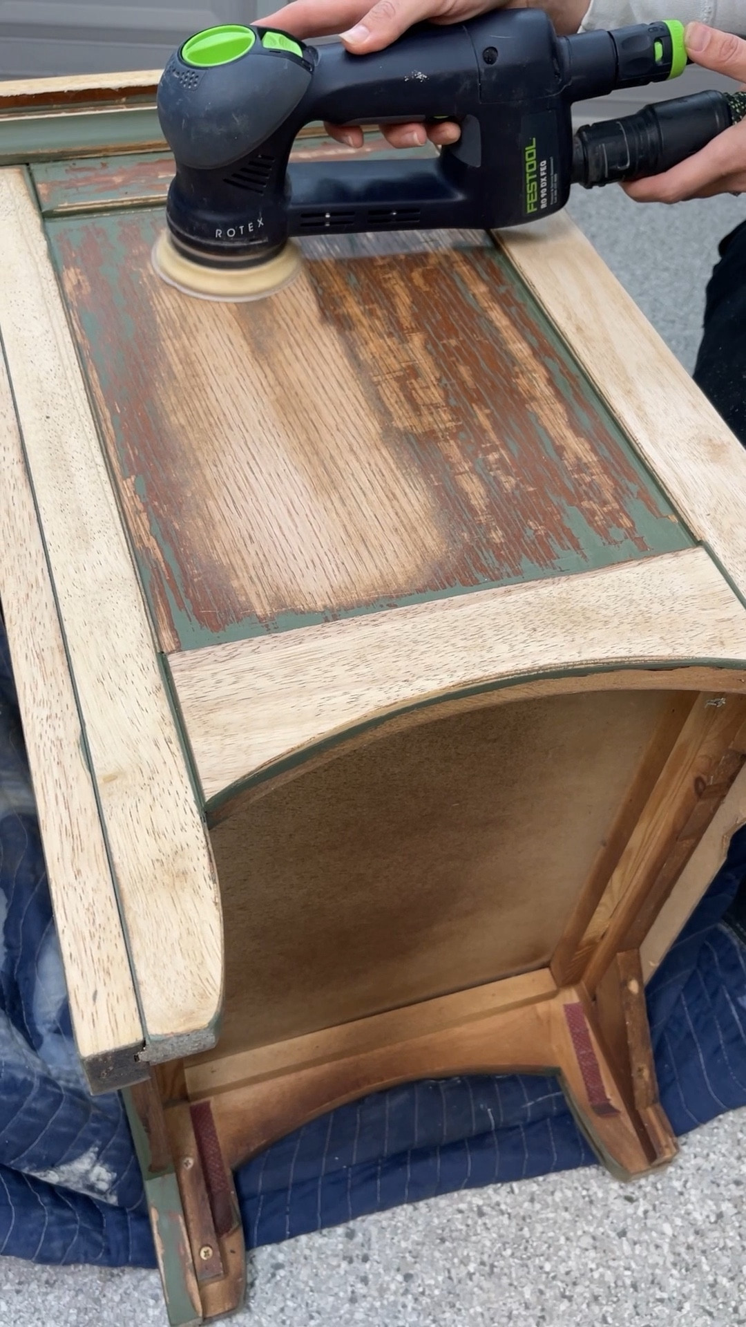 Letting all the haters know I do enjoy stained wood, too. Dixie Belle Paint Company VooDoo Gel Stains are perfect for layering and getting that rich, pigmented look. And since they are water based, they have easy clean up and no harsh solvents.

#LTKhome