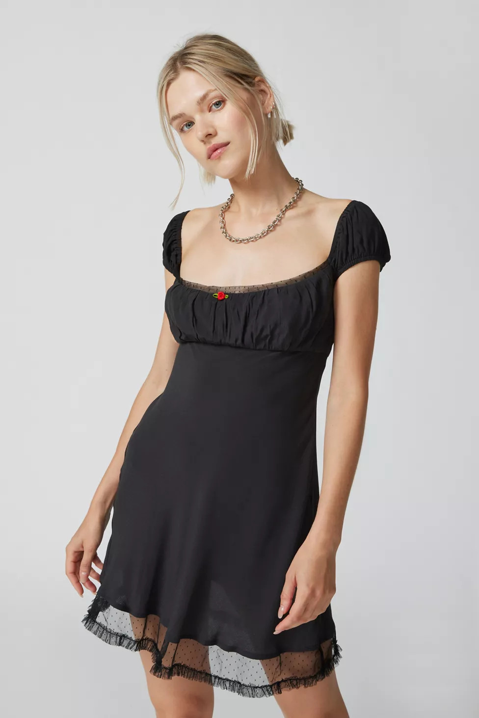 black and cream mini dress UMGEE Ivory & Black Ruffle Collar Mini Dress Ivory/Black / L