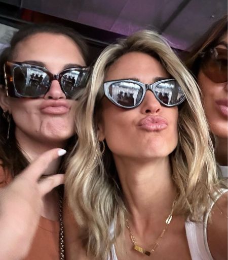 Shop Kristin Cavallari sunglasses #CelebrityStyle #KristinCavallari 

#LTKstyletip