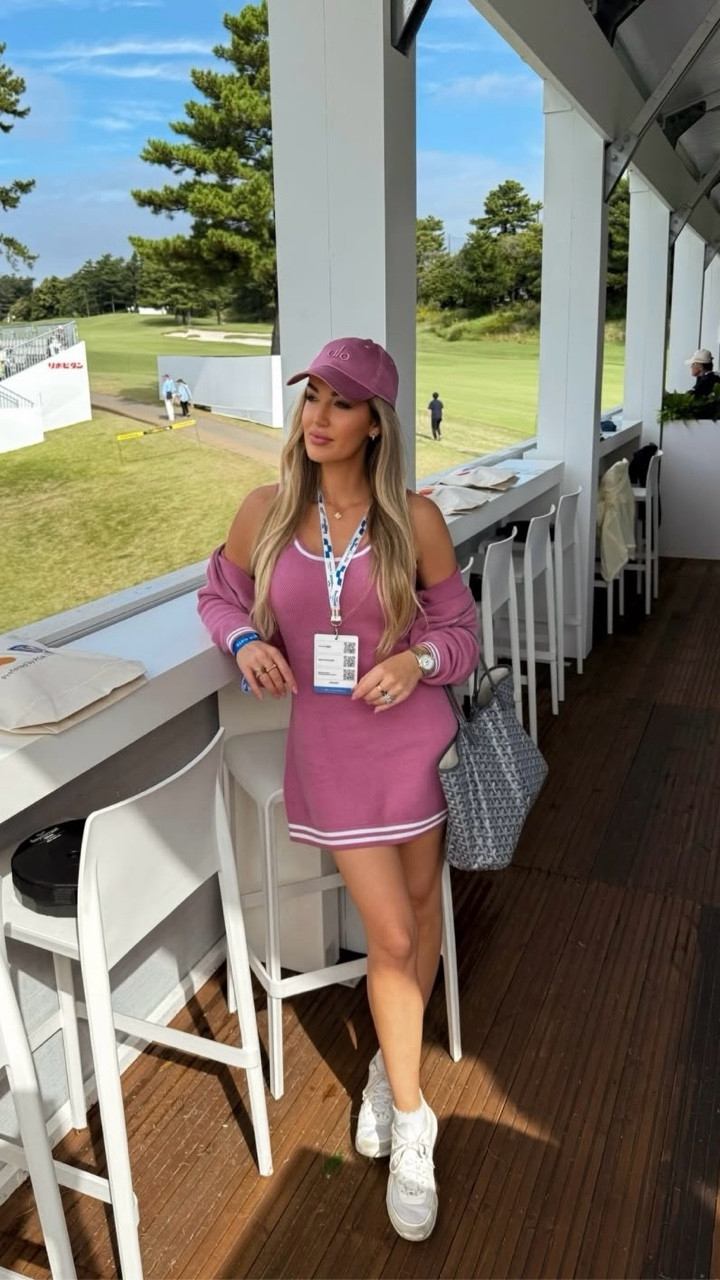 Cheers to another great year with @baycurrentclassic and the champion @xanderschauffele 
@teestein we’re so proud of you!!! Thanks to all that came out to support! @sumire808 @glow_with_vibhu @bachimcc @theodoremillertokyo  @ahnmikaofficial  @gj_tokyo
.
.
.
.
#golf #golfwives #baycurrentclassic #golfinjapan #golfcoursephotography #golfisgreat #golfaddict #golfclub #yokohama #japan #tokyo #golfgirls #pgatour #golffashion #golfevent #golfoutfit #alo #golfbaby #golfkids