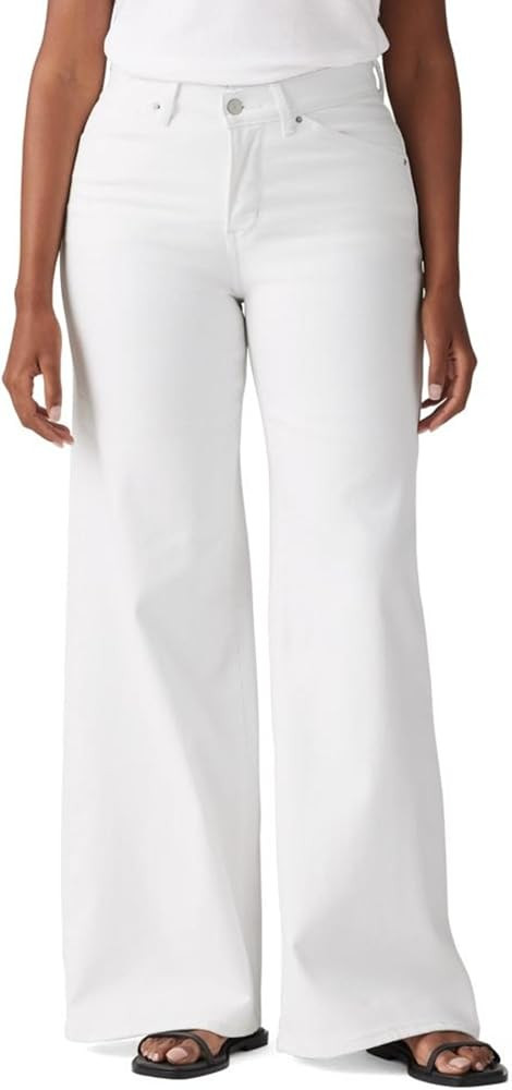Levi's Women's 318 Shaping Wide-Leg Jeans (Also Available in Plus) | Amazon (US)
