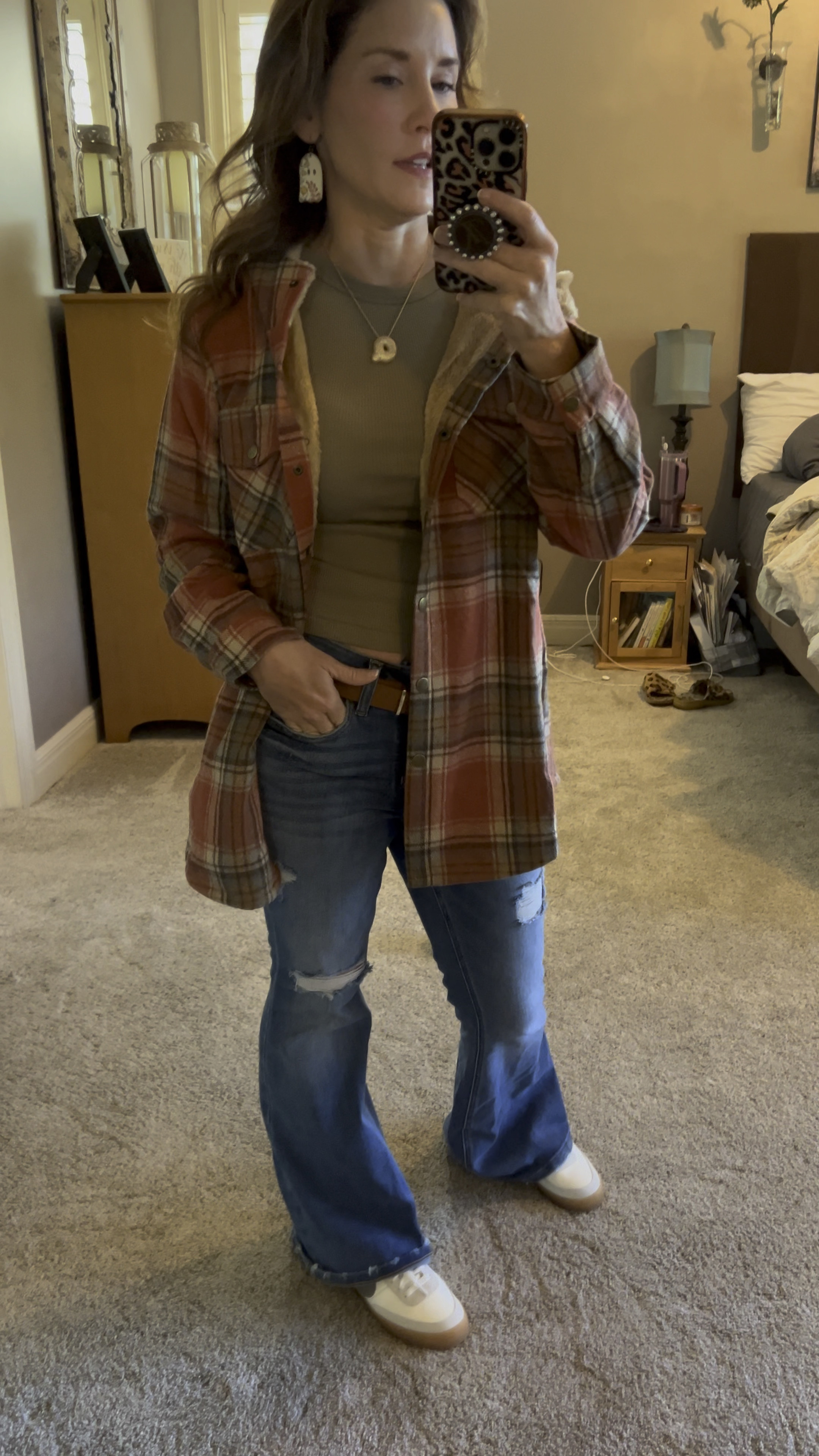 🍂🍁🍂loving all the Fall layers on this one. Flannel Shackett has fur on the inside to keep it extra cozy and love the colors.

I am wearing a small and feel it is slightly an oversized fit. 


Crazy Busy Mama 


Earrings can be found at https://www.crazybusymama.com/CBMearrings

Crazy Busy Mama 

#LTKVideo #LTKOver40 #LTKFindsUnder50