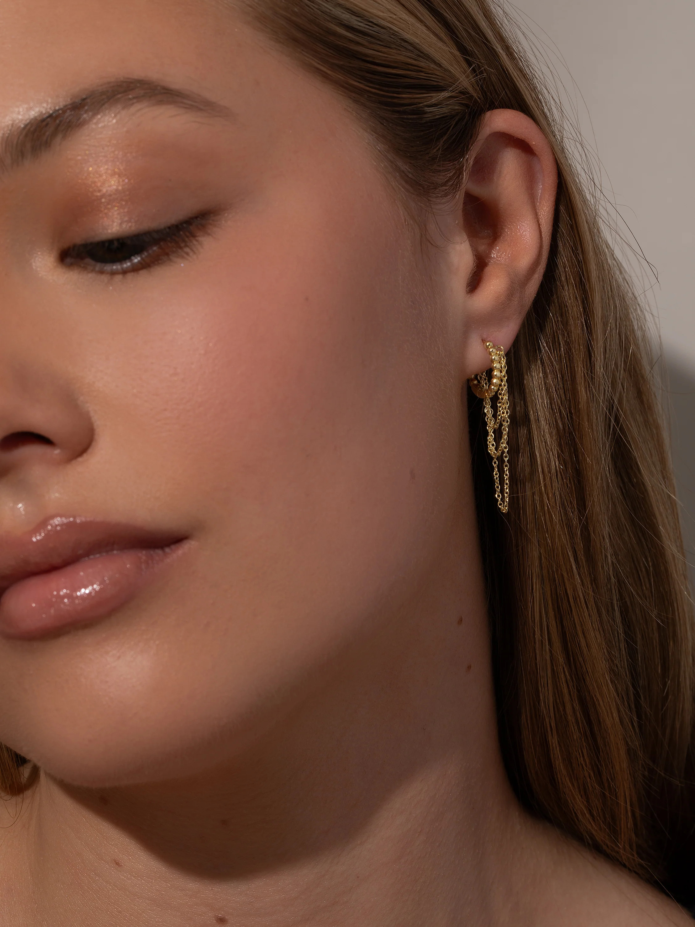 Chains Huggie Earrings in Gold | Gold Chain Hoops | Uncommon James | Uncommon James