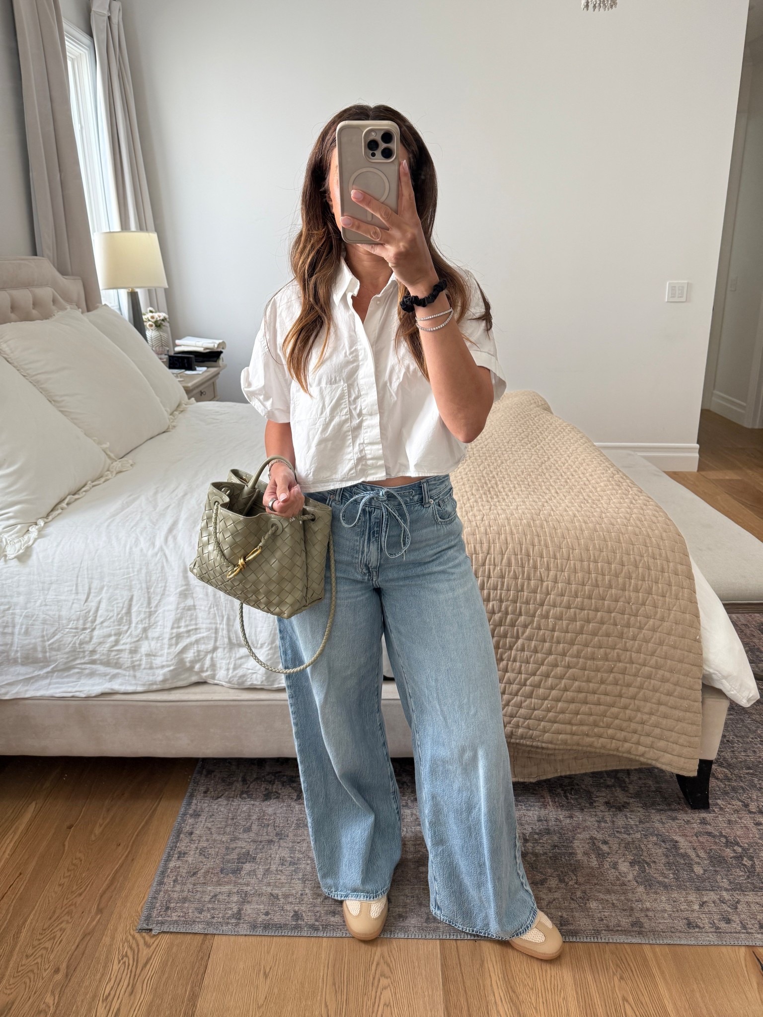 My new fav jeans 

#LTKShoeCrush #LTKOver40 #LTKItBag