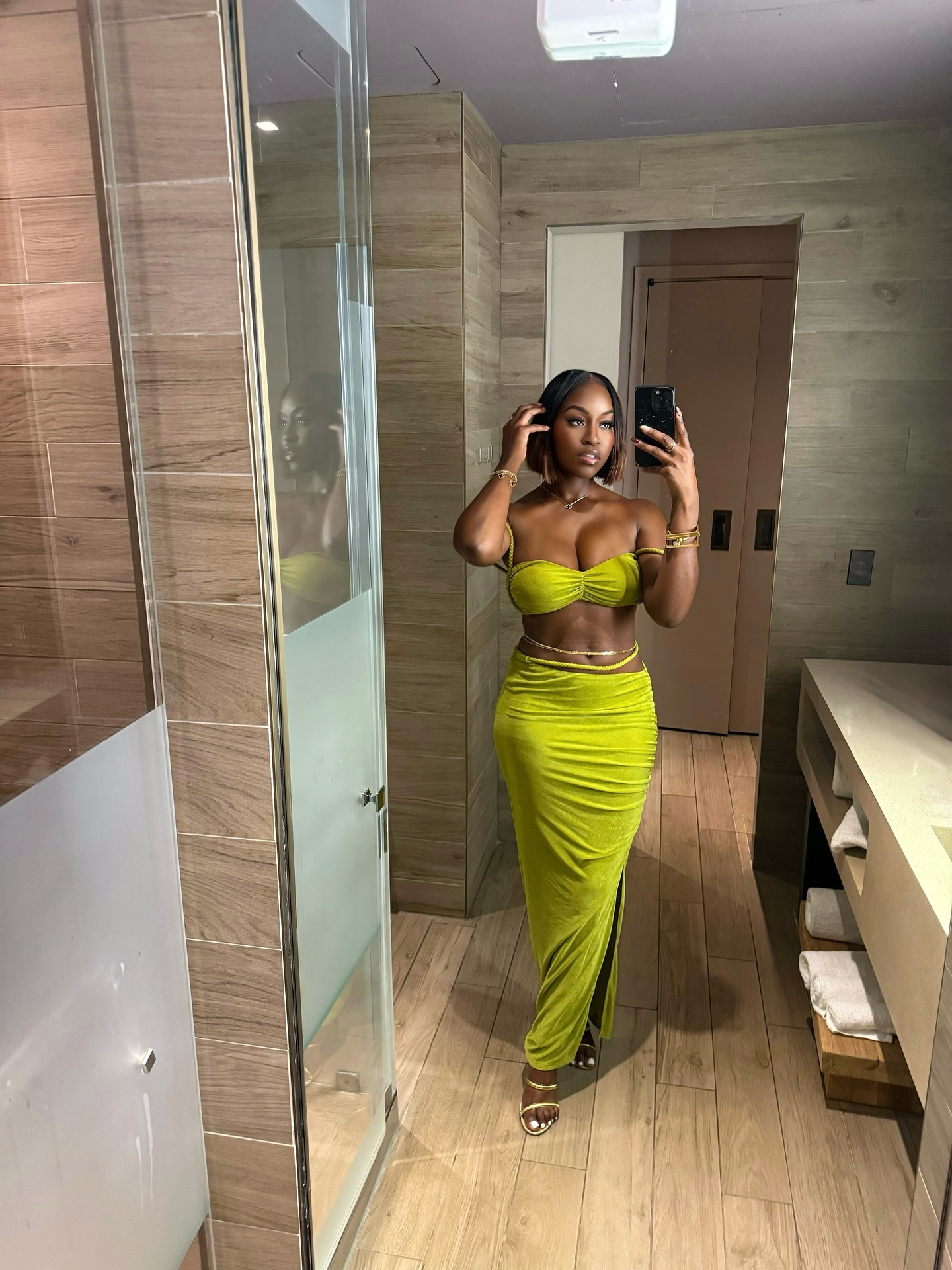 You can’t dim what God designed to glow✨