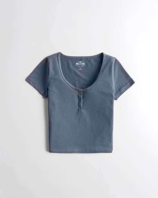 Girls Ribbed Seamless Fabric Henley T-Shirt | Girls Tops | HollisterCo.com | Hollister (US)