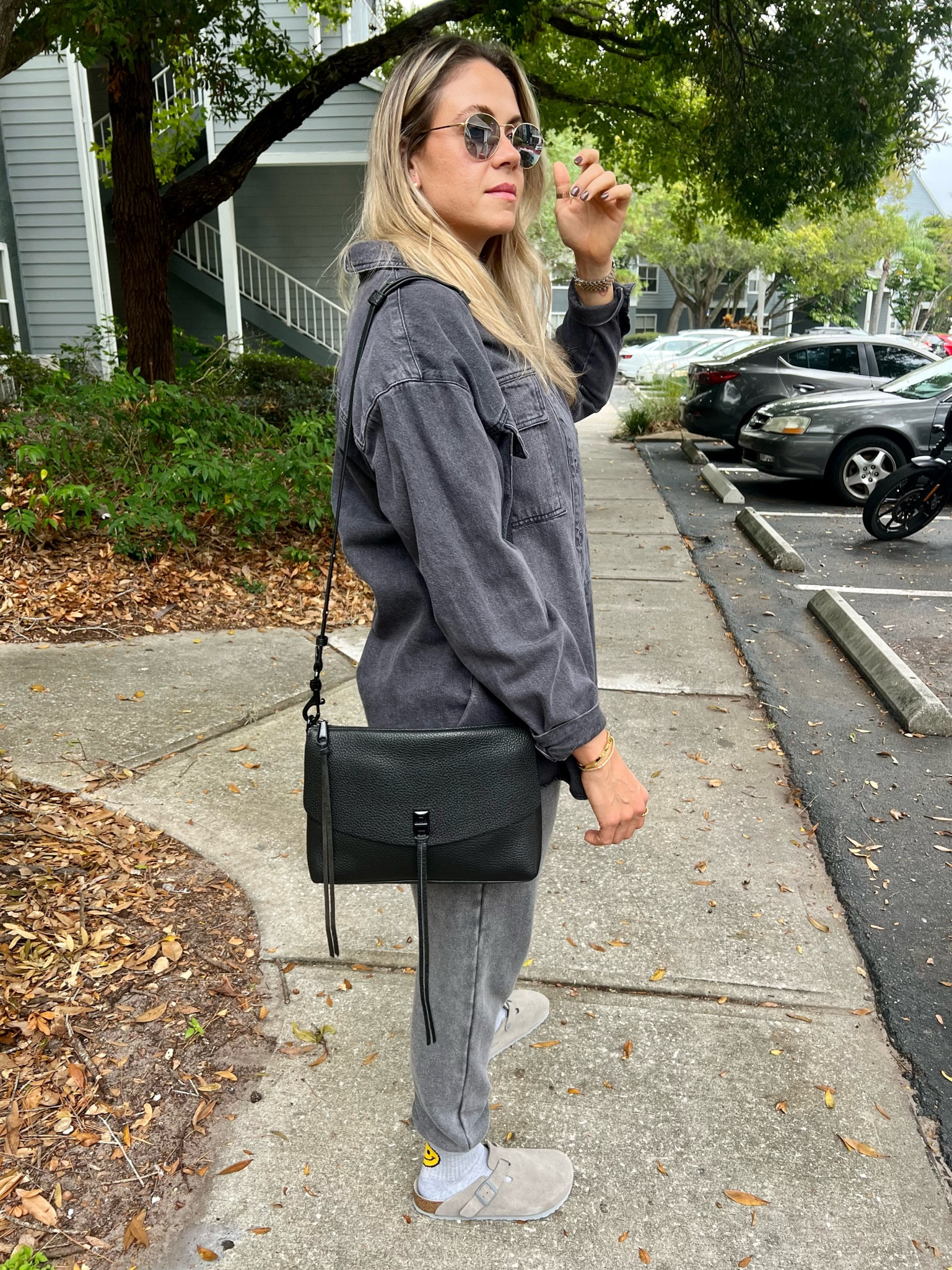 Okay Rebecca Minkoff 😍 the softest leather and the coolest vibe. Save on designer now: 25-40% OFF SITE WIDE. Comes in more colors and sizes! Oh and the strap is adjustable! Can transform into a shoulder bag 👏🏽

#LTKGiftGuide #LTKSeasonal #LTKsalealert