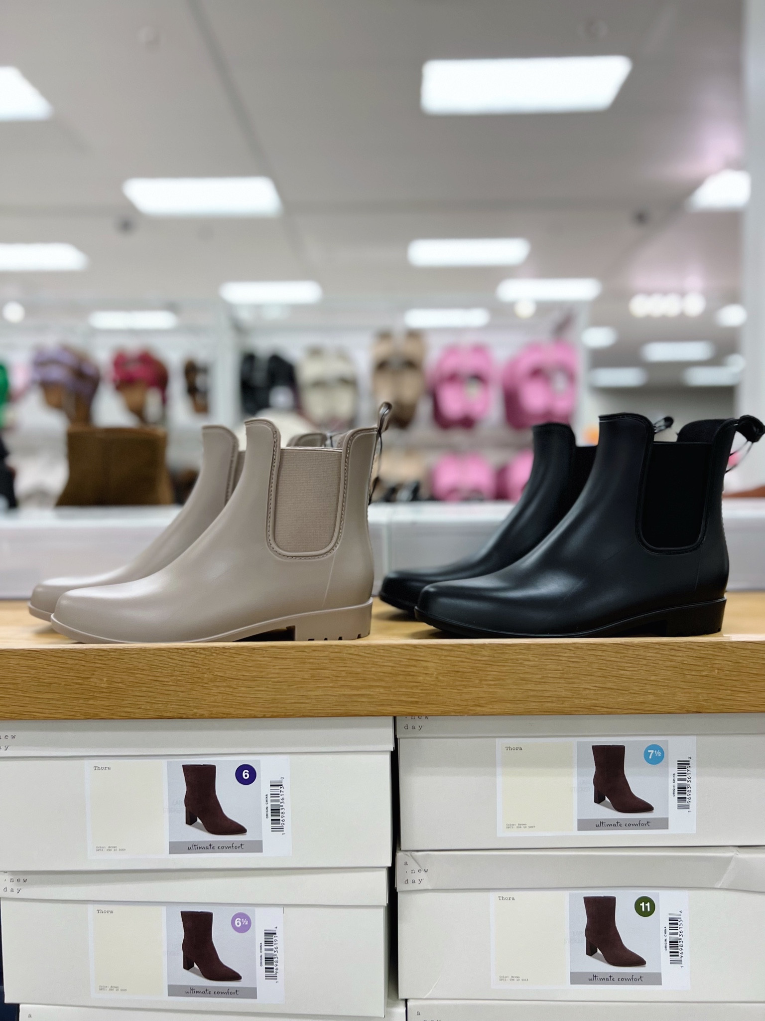 $25 rain Chelsea boot at Target

#LTKfindsunder50 #LTKshoecrush #LTKstyletip