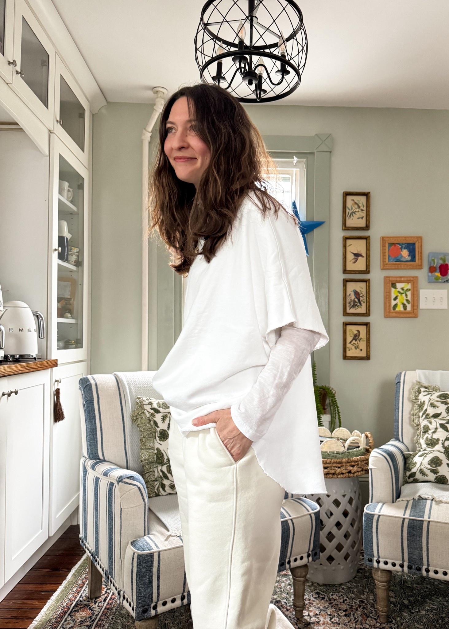 Recently got my first @frankandeileen capelet & I love it so much! It’s 100% cotton & just so comfortable (& washable!)! It’s one size & I’m usually an XS & it doesn’t look “too oversized”- I tucked it in in the front & it just looks so chic! I love this for everyday but it would be perfect for travel, too! Also, they’re a B Corp so you can feel good about what you’re buying & who you’re buying it from! 

#LTKgrwm #LTKootd