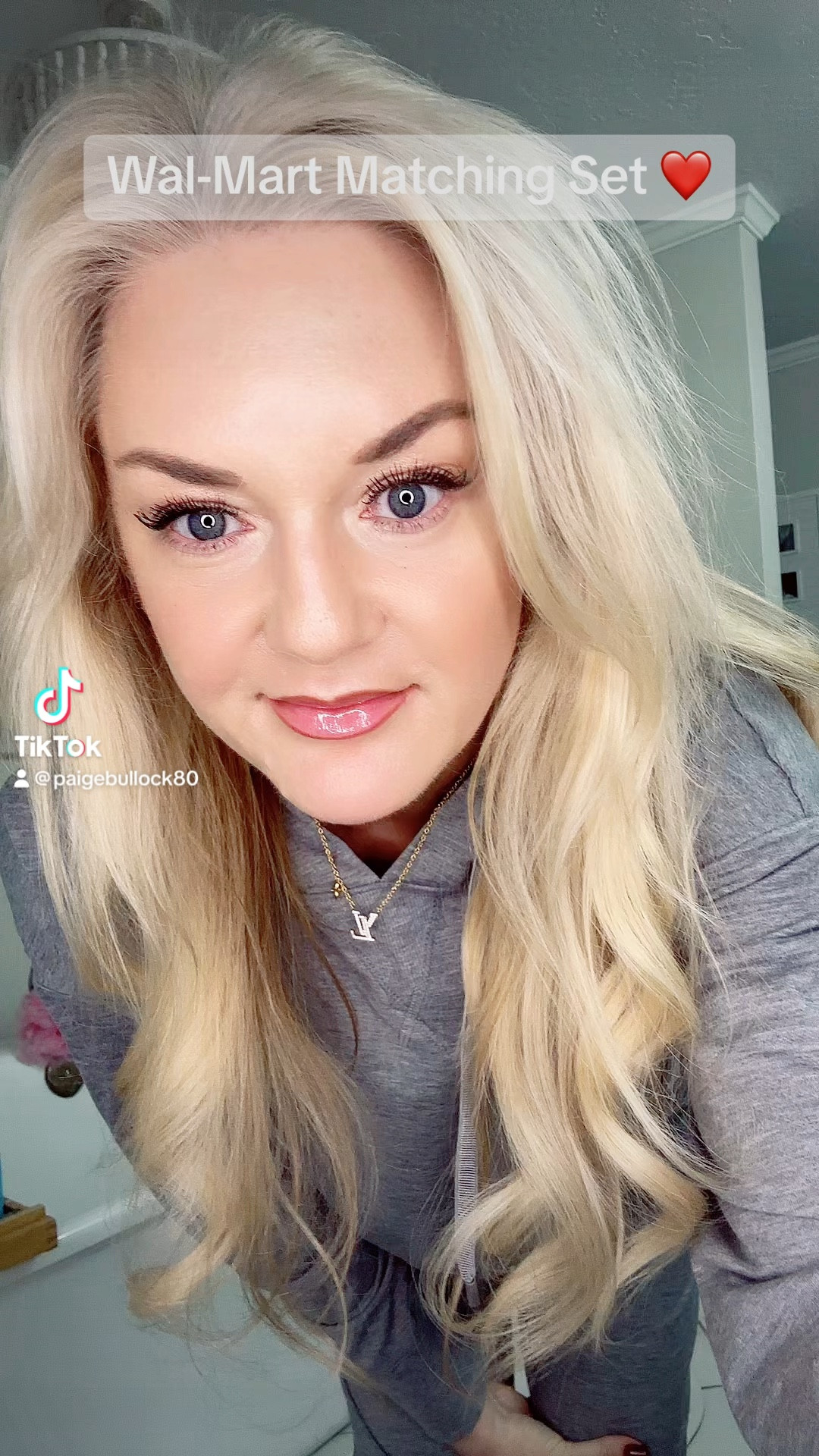 Great set from Wal-Mart! Paired it with some of my favorite shoes! 

#LTKSeasonal #LTKstyletip #LTKover40