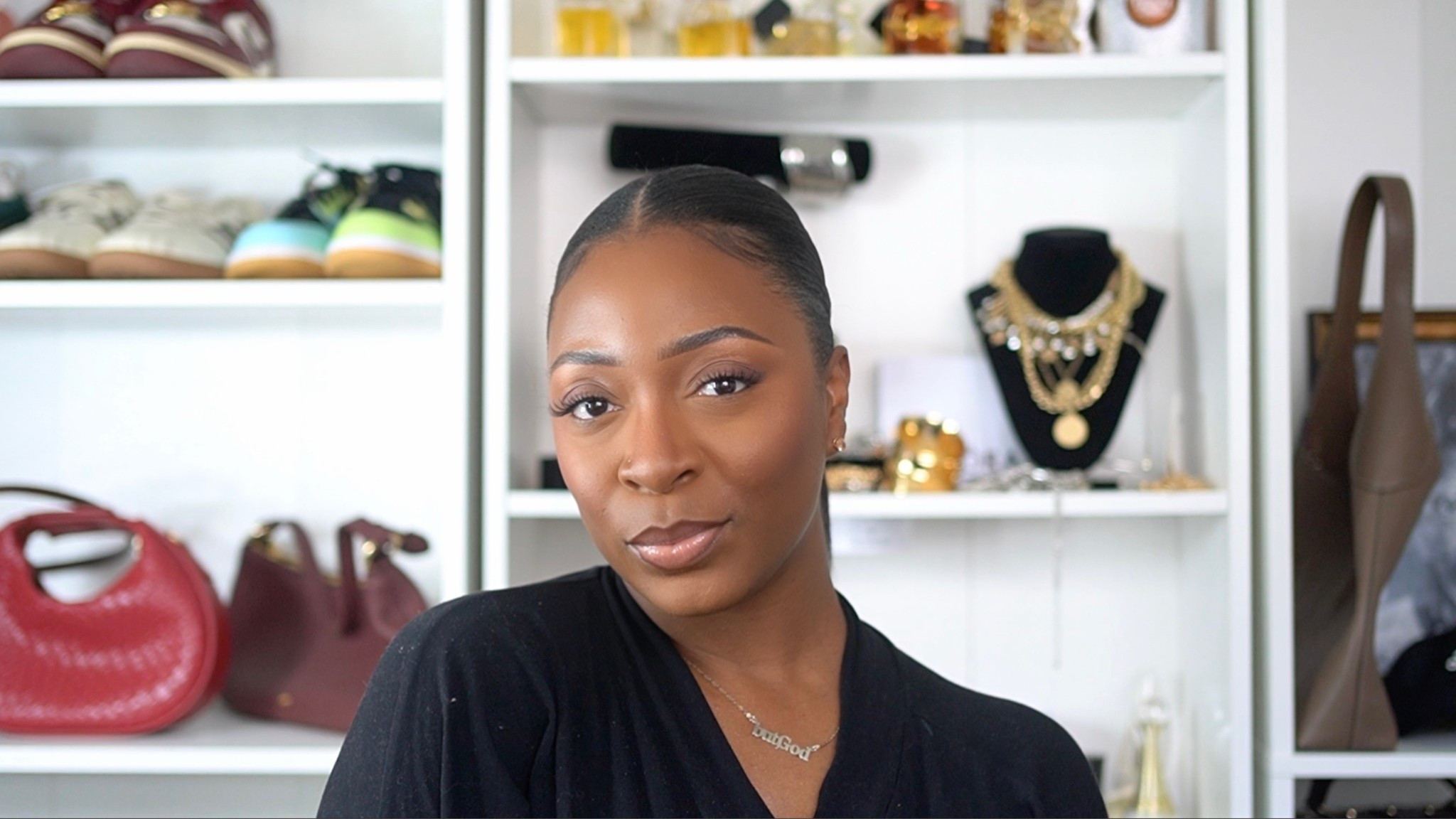 Here from YouTube with a soft glam

#LTKgrwm #LTKootd #LTKdayinmylife