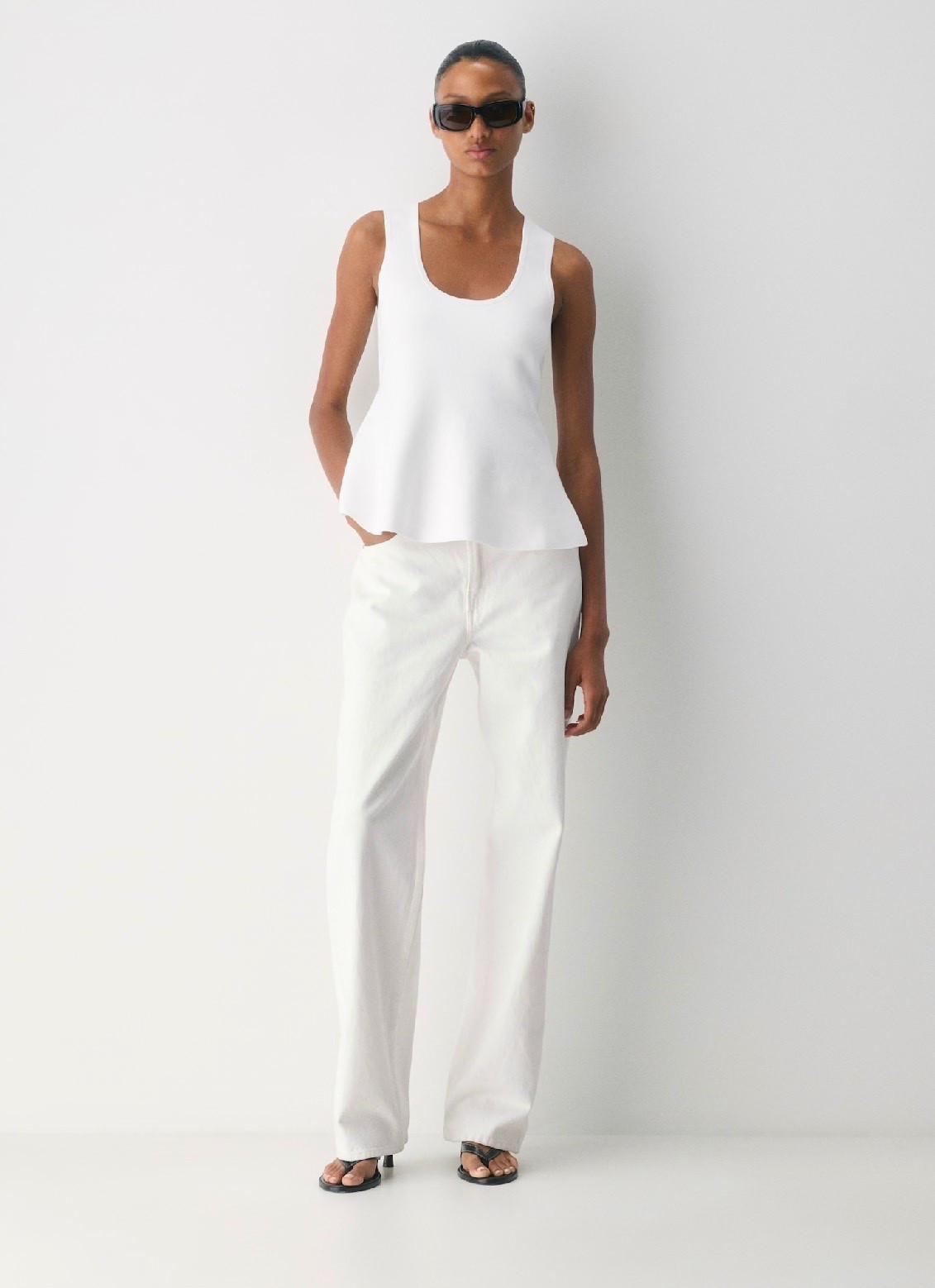 Babaton
Tenacity Top - Wonder Yarn

Aritzia slowly tank top summer outfit

#LTKootd #LTKgrwm #LTKdayinmylife