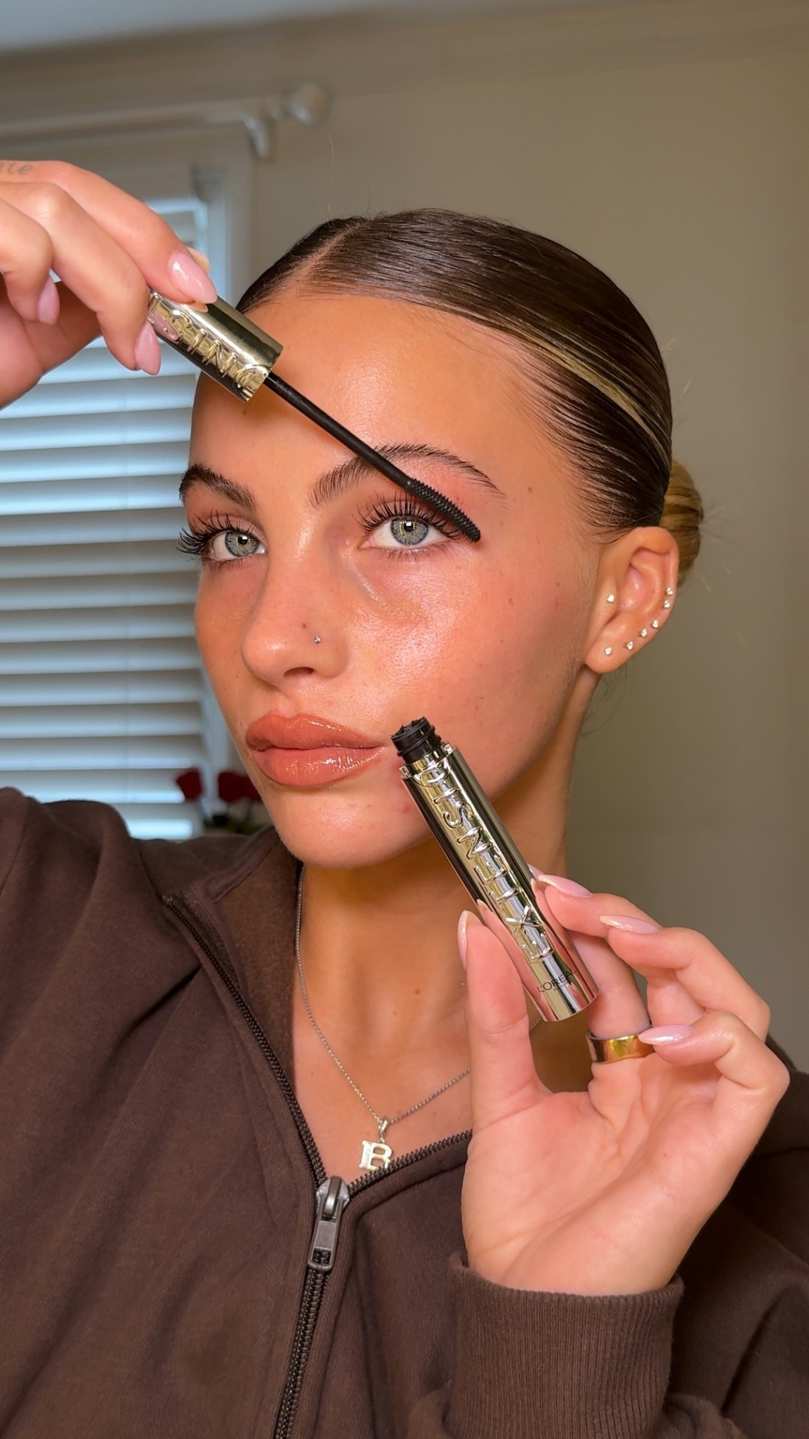#LOrealParisPartner #AD The L'Oréal Telescopic Extensionist Mascara just dropped at @target @lorealparis! Over 300 bristles help
define, separate, and add length + volume to every lash. #LorealParisMakeup #TargetPartner #Target
