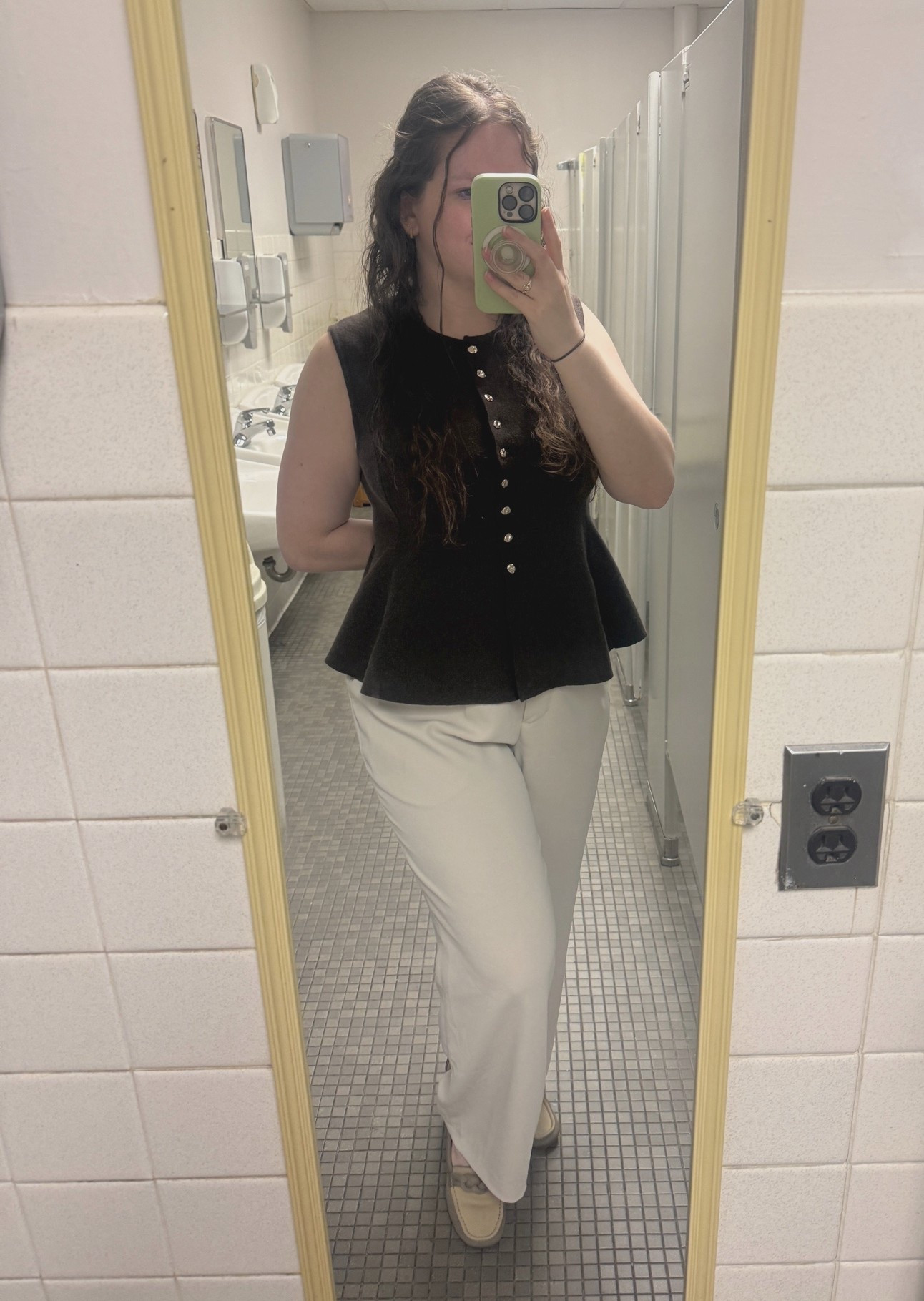 Cutie summer business casual look for the office! These pants are so light weight and perfect for hot summer days. My top is from Primark, so I can’t link it, but I have suggested similar options!

#LTKootd #LTKMidsize #LTKWorkwear
