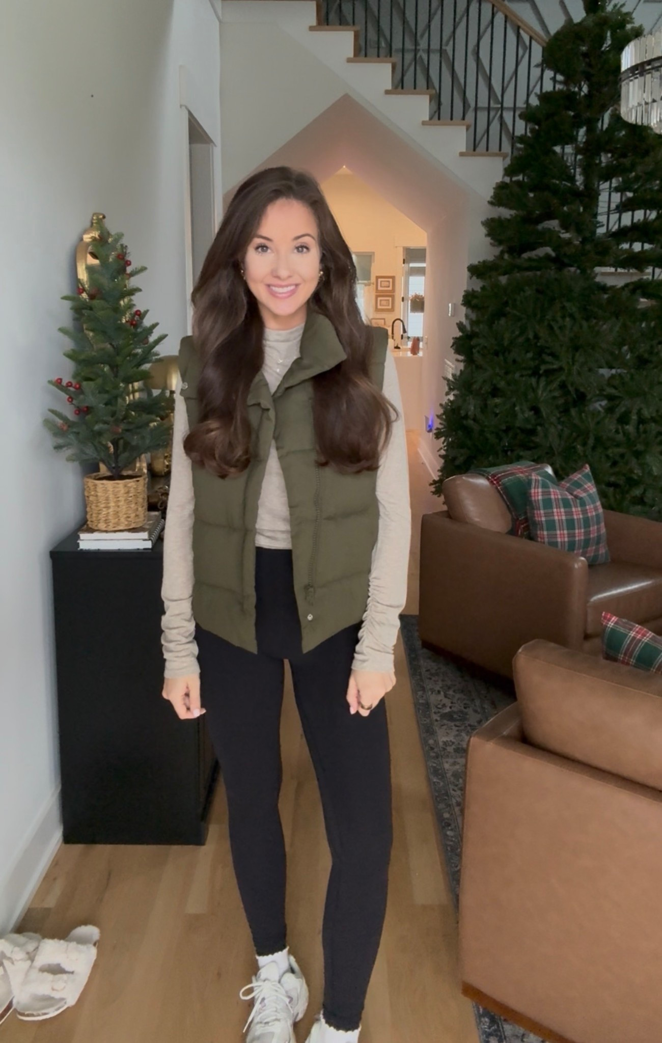 Cute and easy outfit for running errands! 

Amazon, travel outfit, airport outfit 