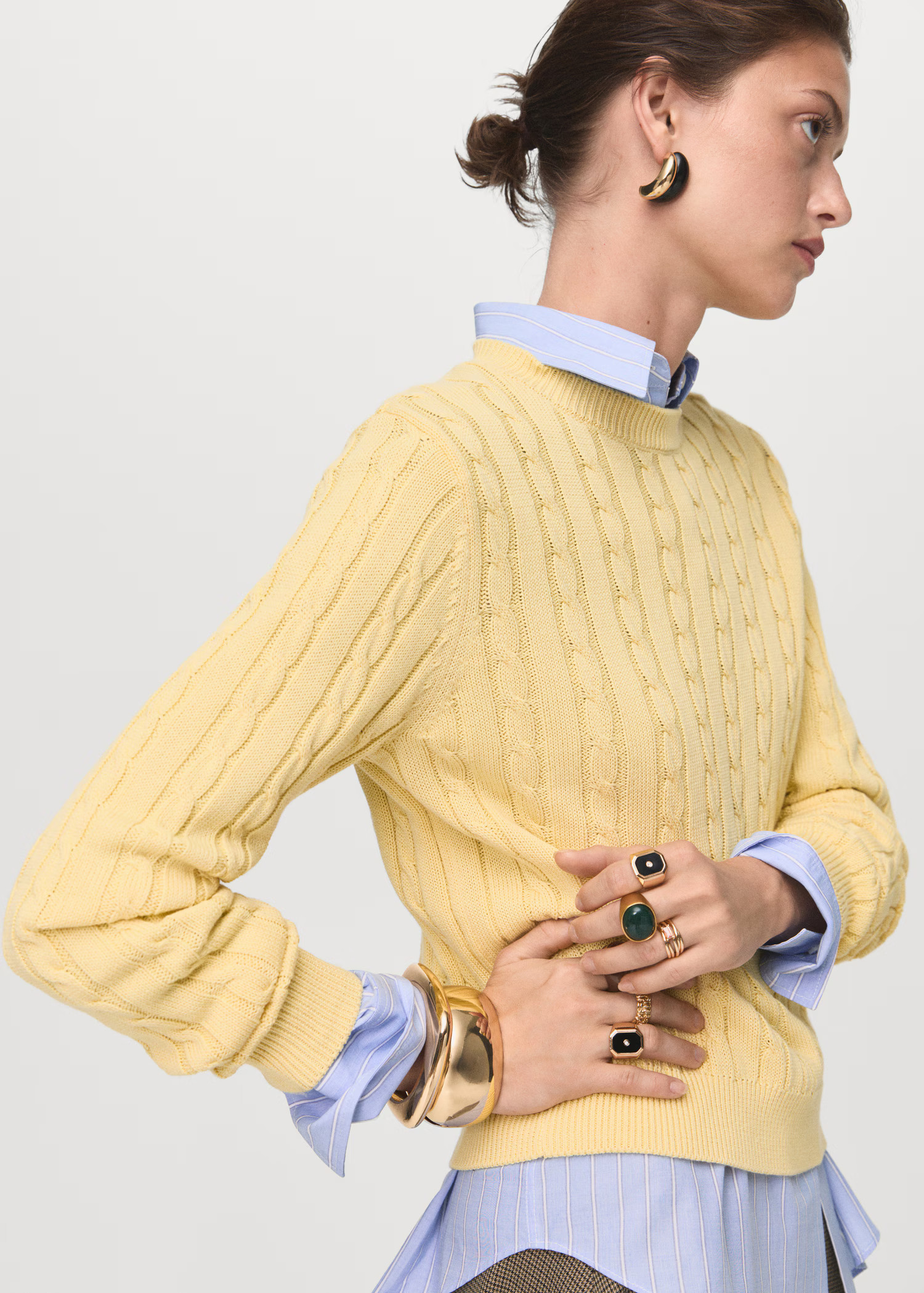 Braided knitted sweater - Women | MANGO USA | Mango (US/MX/AU)