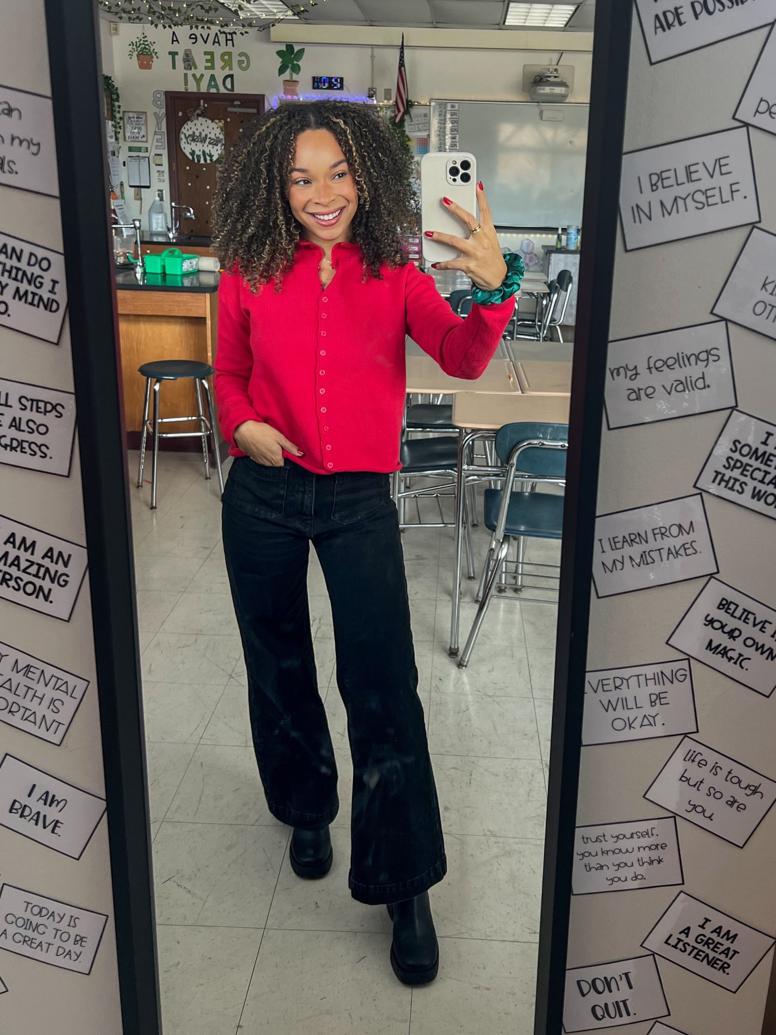 Teacher Outfit ❤️ CalledToSurf Code: “TAYLORANNE” 

#LTKWorkwear #LTKSaleAlert #LTKHoliday