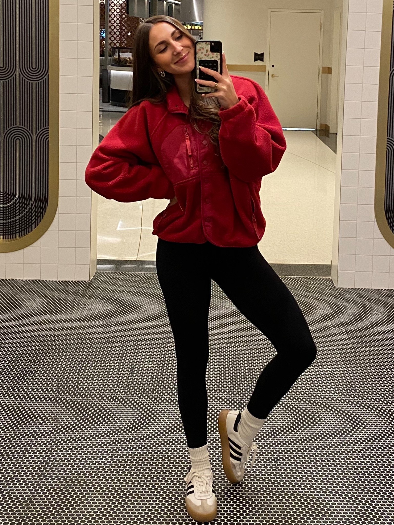 Cozy winter outfit to run some errands ❤️ love this fleece style jacket to throw on!

#LTKSeasonal #LTKGiftGuide #LTKHoliday