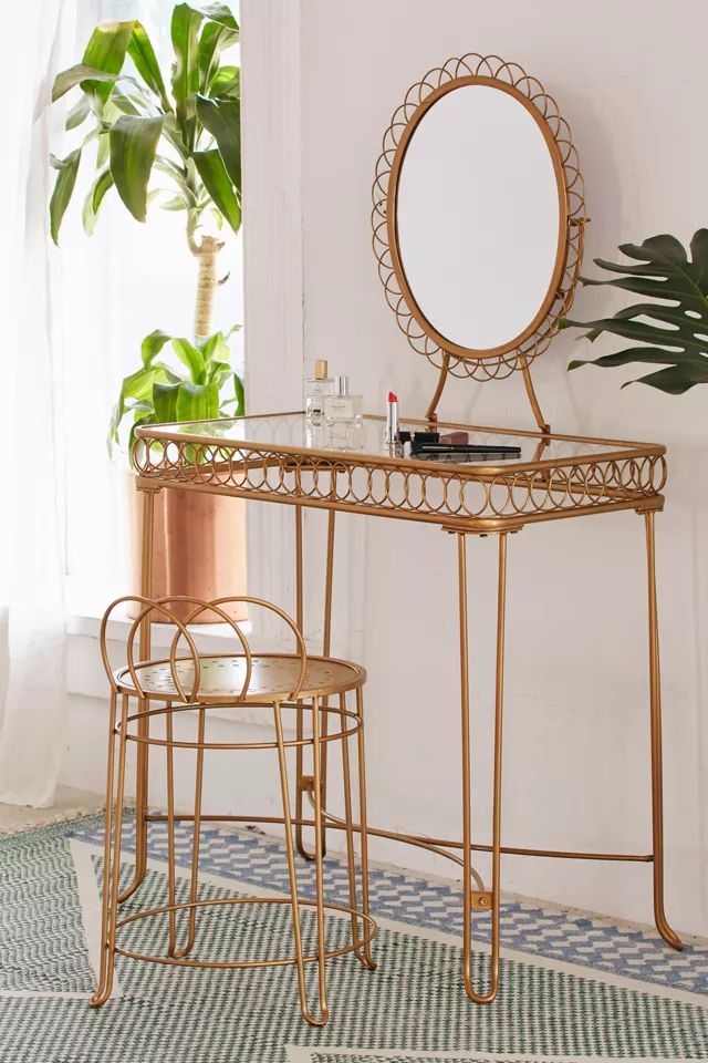 Wire Loop Vanity | Urban Outfitters (US and RoW)