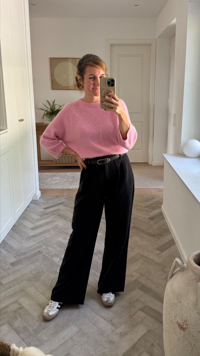 Nach meinem rosa Strick-T-Shirt fragt ihr ganz oft! Hatte ich mir eigentlich für den Frühling gekauft aber rosa geht auch im Herbst, oder? 😅 Weil er einfach so kuschelig ist 🥰 

#LTKworkwear #LTKdeutschland #LTKautumn