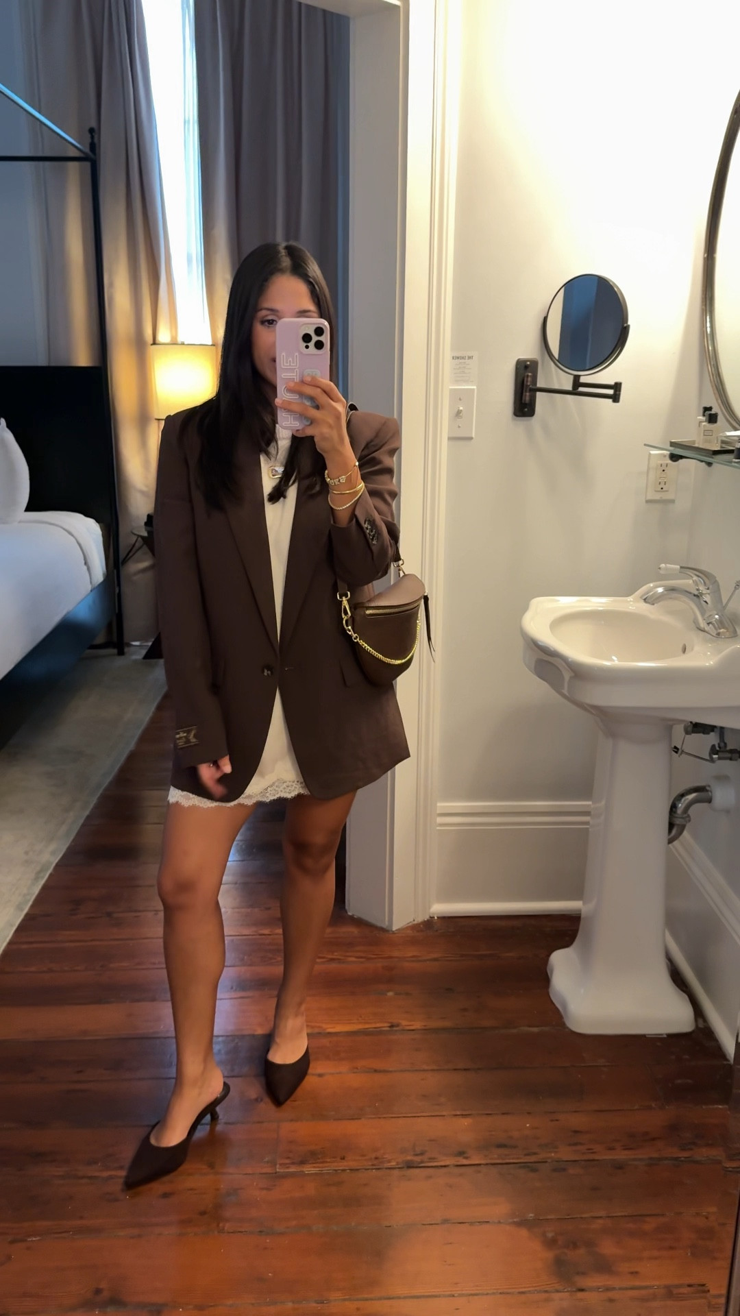 I wore this satin and lace skort and chocolate brown blazer out to date night in New Orleans.
Wearing sz small in skirt and sweater and a 4 in the blazer.
Take 20% OFF with code: HAUTE20

#aritzia #giginewyork 

#LTKStyleTip #LTKItBag