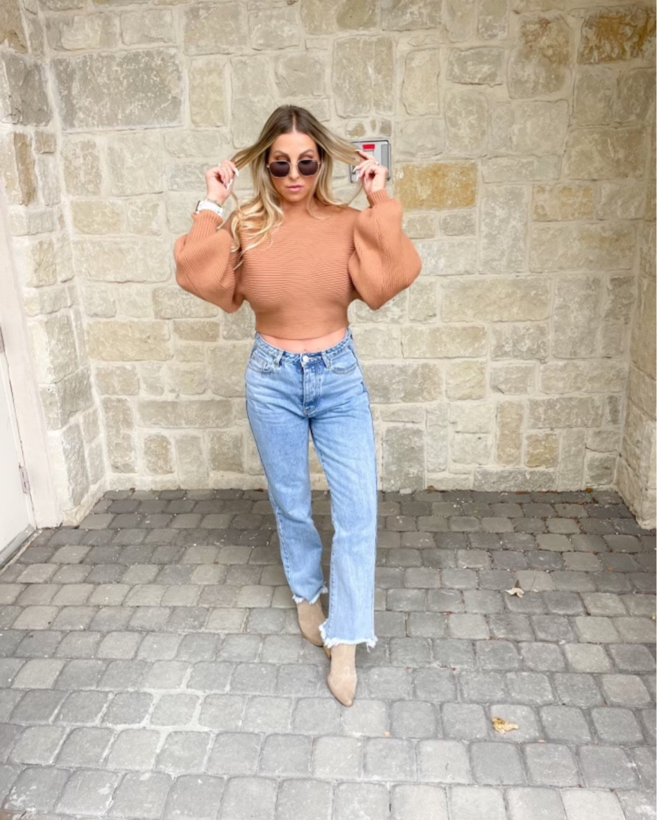 Reposting this fall outfit for the Revolve one day sale! Code FALL15

Ready for fall… feeling these vibes

#revolveme
#revolve
#revolvefall
#falloutfit

#LTKstyletip #LTKsalealert #LTKSeasonal