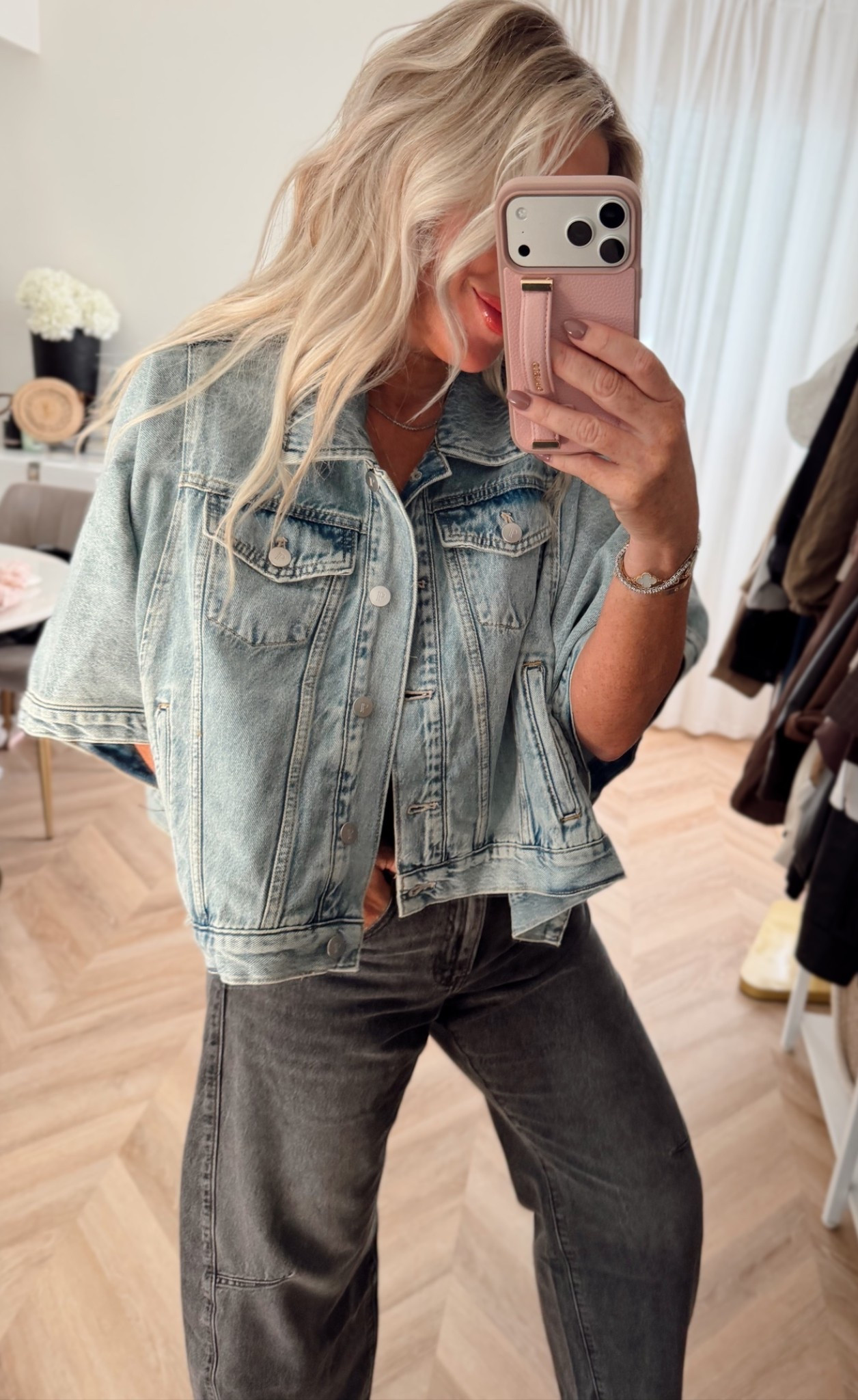 The amount of compliments I got in this outfit was insane! So good! ✨✨✨! I’m in XS/S. Cape is not on sale. Just in! 
Jeans I size up one in this brand also on sale


Fall outfits. Fall style. Jeans. Denim.