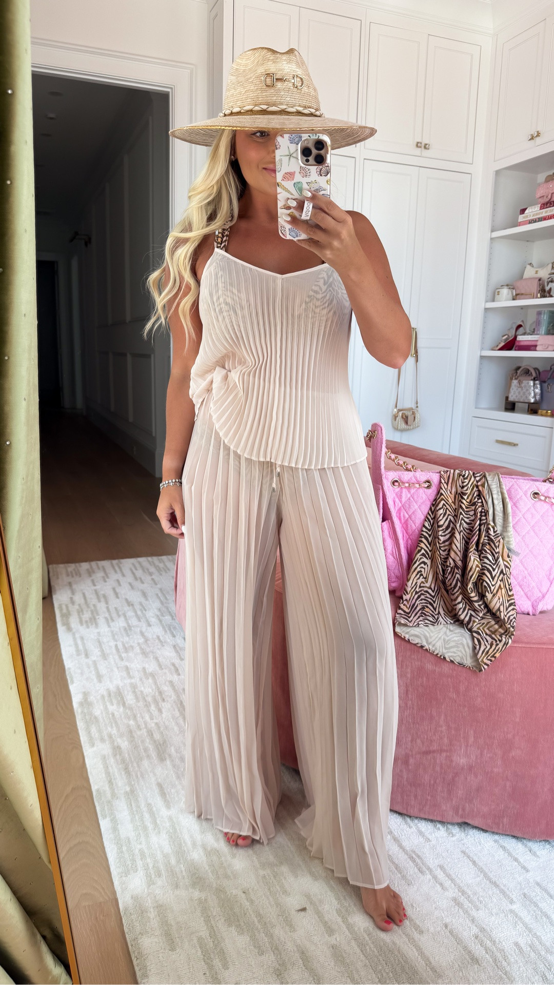 Size medium pants, size small top

@victoriassecret #VSPartner

#LTKootd #LTKTravel #LTKSwim