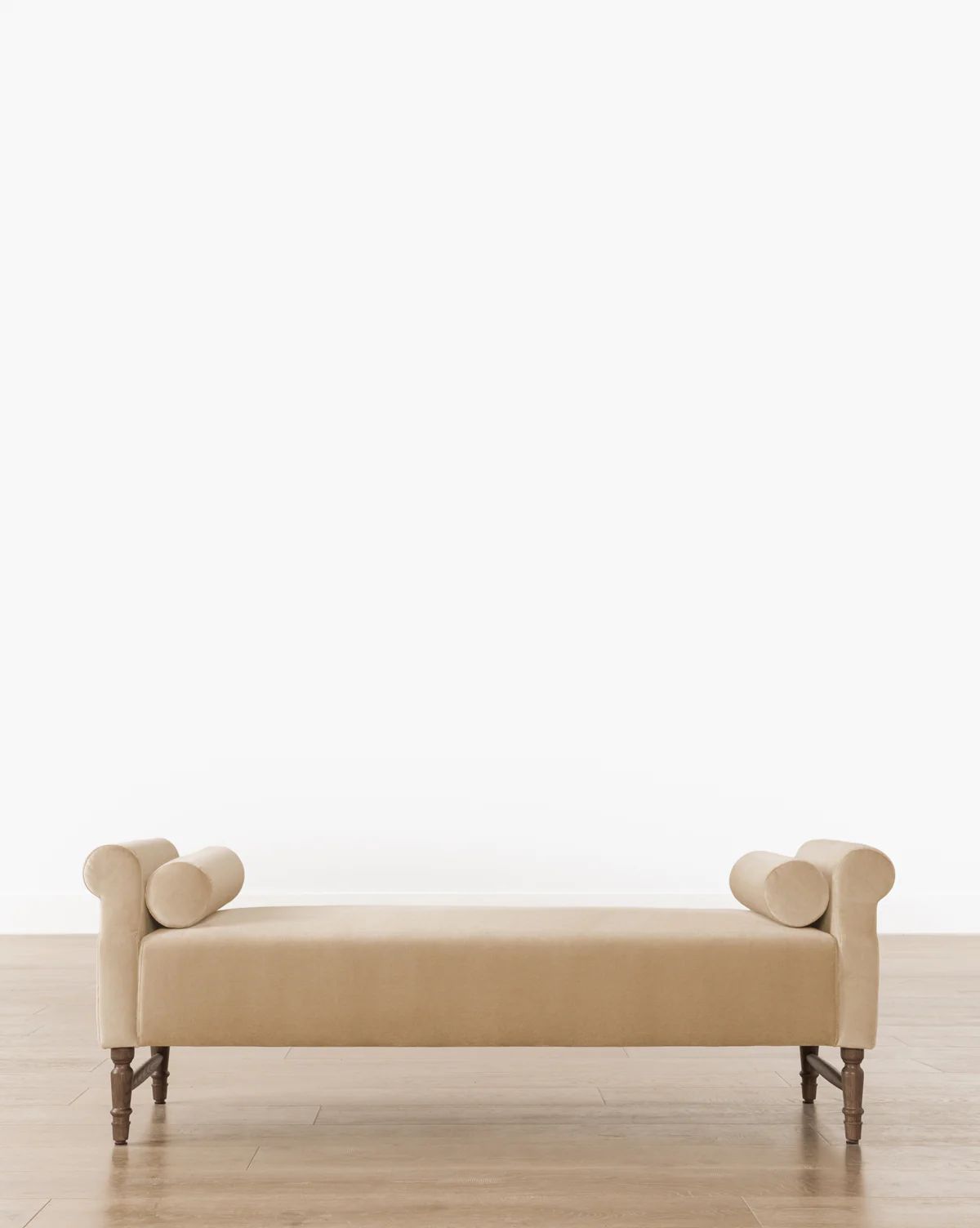 Asher Bench | McGee & Co. (US)