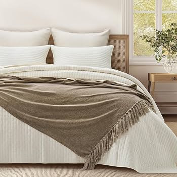 EverGrace Chenille Knit Throw Blanket for Couch, 50"x60", Beige | Amazon (US)