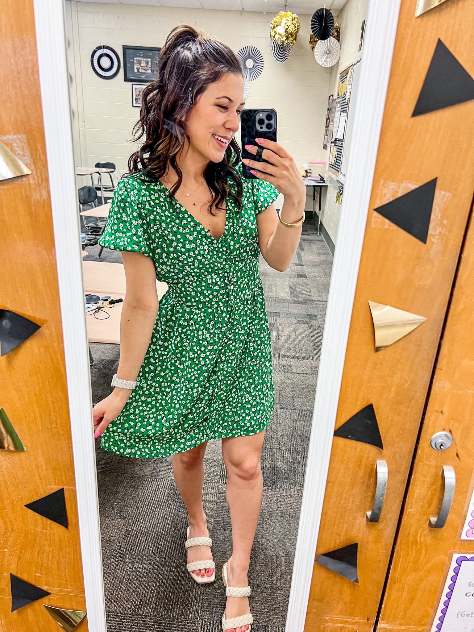 Spring teacher fit 🌸

Teacher outfit, teacher fashion, dress, spring dress, sundress 

#LTKstyletip #LTKfit #LTKFind