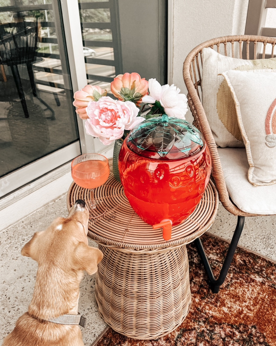 Strawberry dispenser 🍓🍓🍓