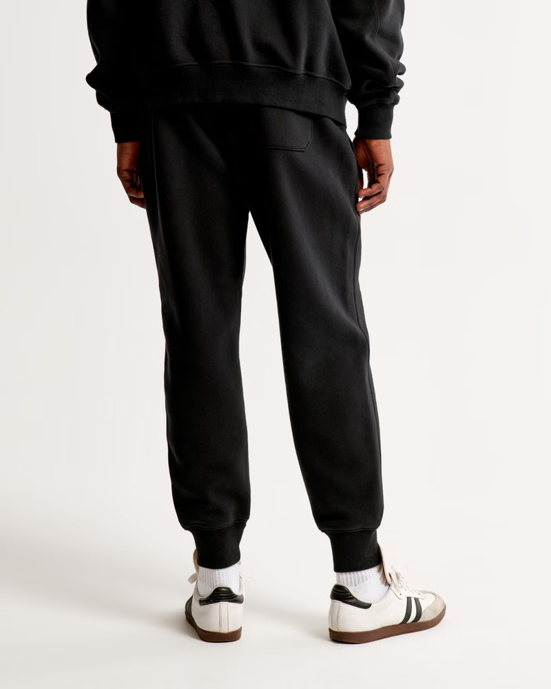 Men's Essential Jogger | Men's | Abercrombie.com | Abercrombie & Fitch (US)