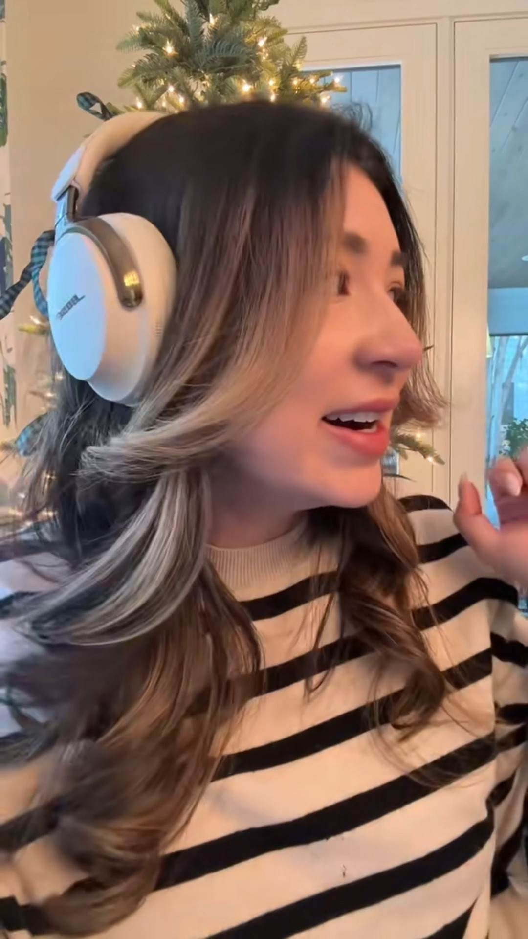 My travel must-have just got an upgrade 🚀
These Bose QuietComfort Ultra Headphones are seriously next-level for flights + focus. Linked everything on LTK so you can shop it too 🤍
#LTKTravel #LTKAudio #TechEssentials #BoseHeadphones

#LTKTravel #LTKHoliday #LTKmomlife