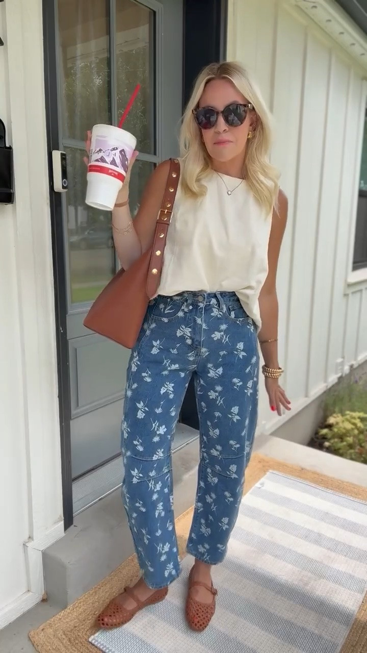 These jeans are on sale for $18 and is fully stocked!!

#LTKootd #LTKgrwm #LTKmomlife