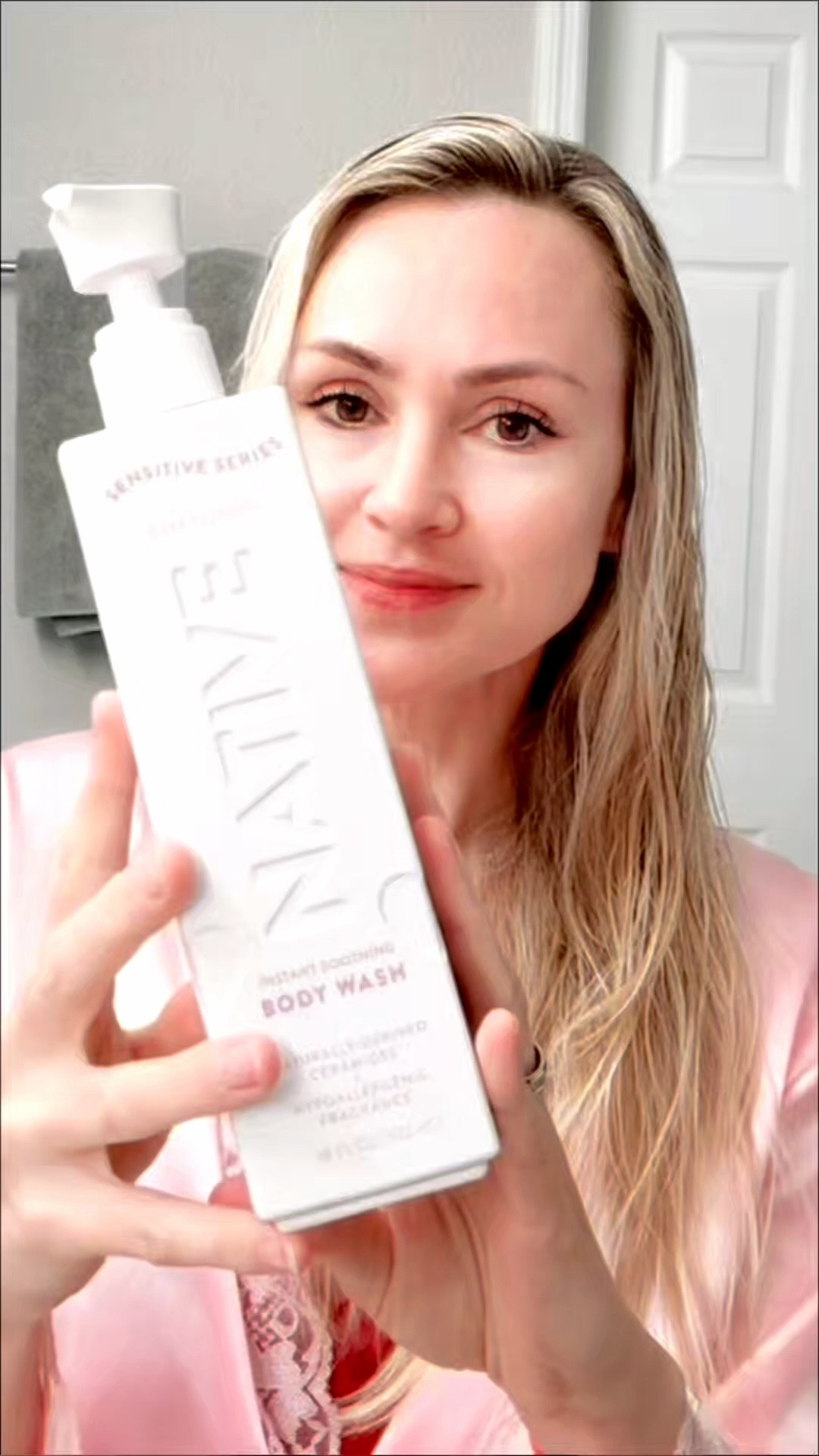 This body wash is great, its texture is creamy and soft. The scent is very light and not overpowering. I like how my skin feels after using it. The pump bottle is very convenient and gives the right amount.
#NativeSensitiveSeriesSoothingBodyWash #OnlyAtTarget 

#LTKBeauty