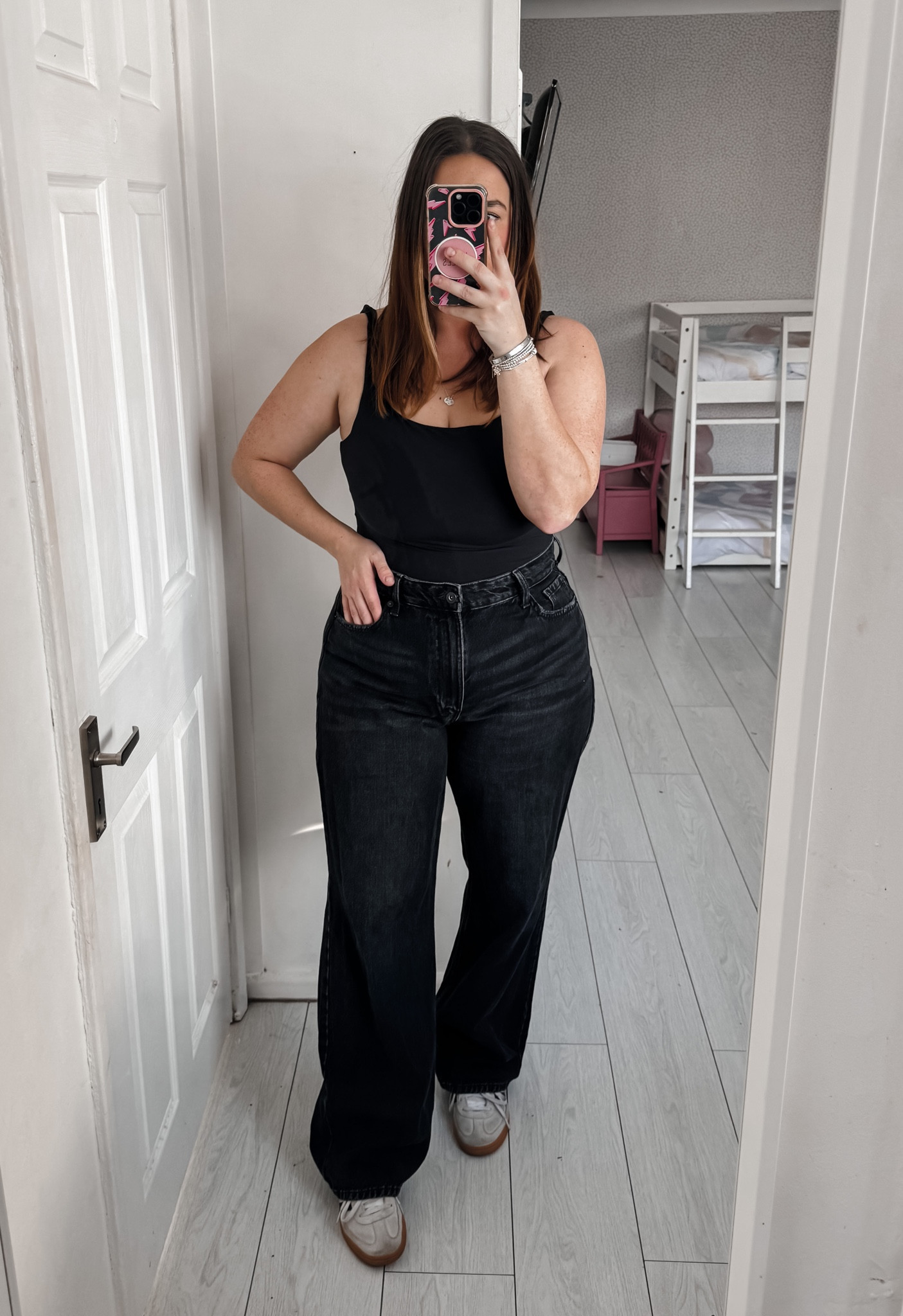Midsize style 
Midsize jeans 
Wide leg jeans 
Bodysuit 

Wearing bodysuit size XL & jeans size UK14 L32

#LTKmidsize #LTKfindsunder50 #LTKU
