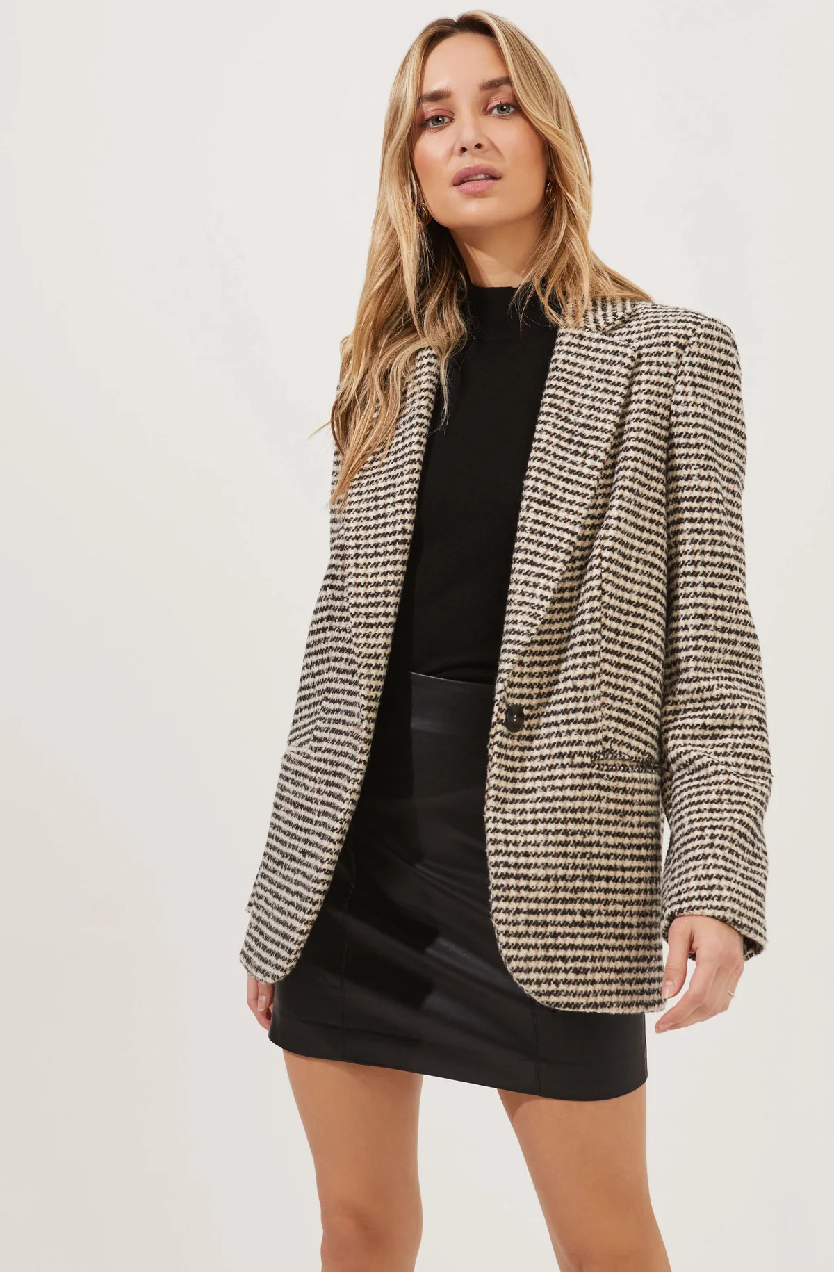 Harlow Houndstooth Oversized Blazer | ASTR The Label (US)