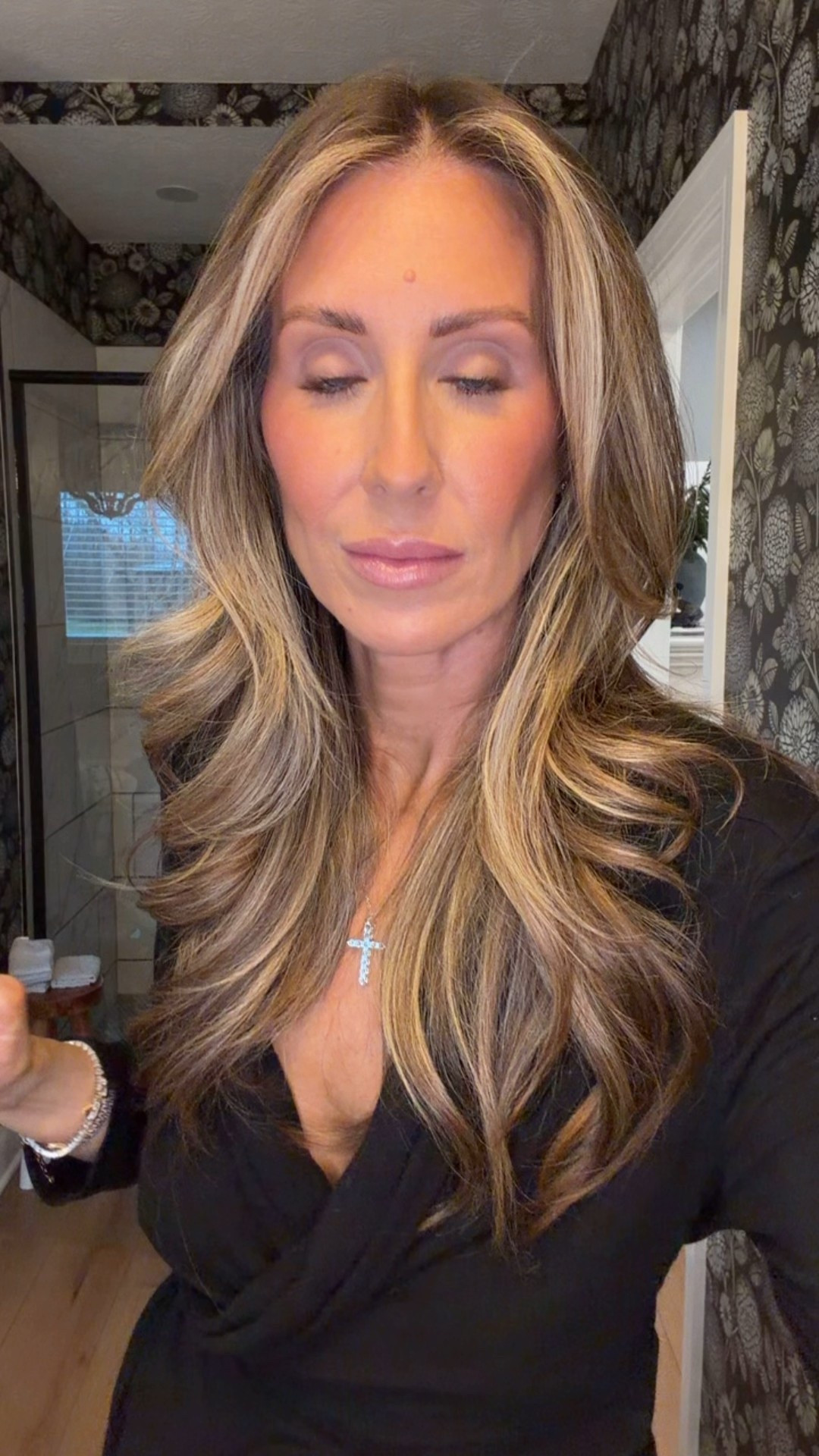 Brow tint and self tan 

#LTKdayinmylife #LTKHoliday #LTKmomlife